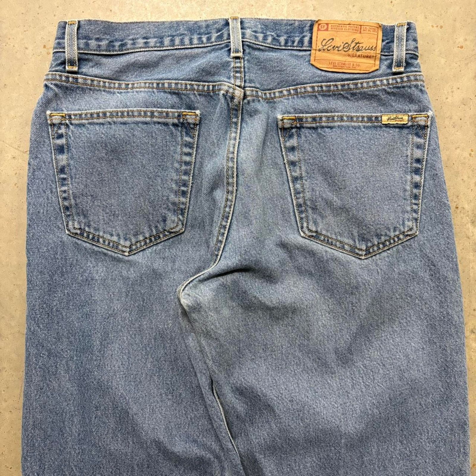 Japanese Brand × Levi's × Vintage Crazy Vintage Y2K Levi's Signature Relaxed Baggy Denim Jeans Size US 34 / EU 50 - 5 Thumbnail