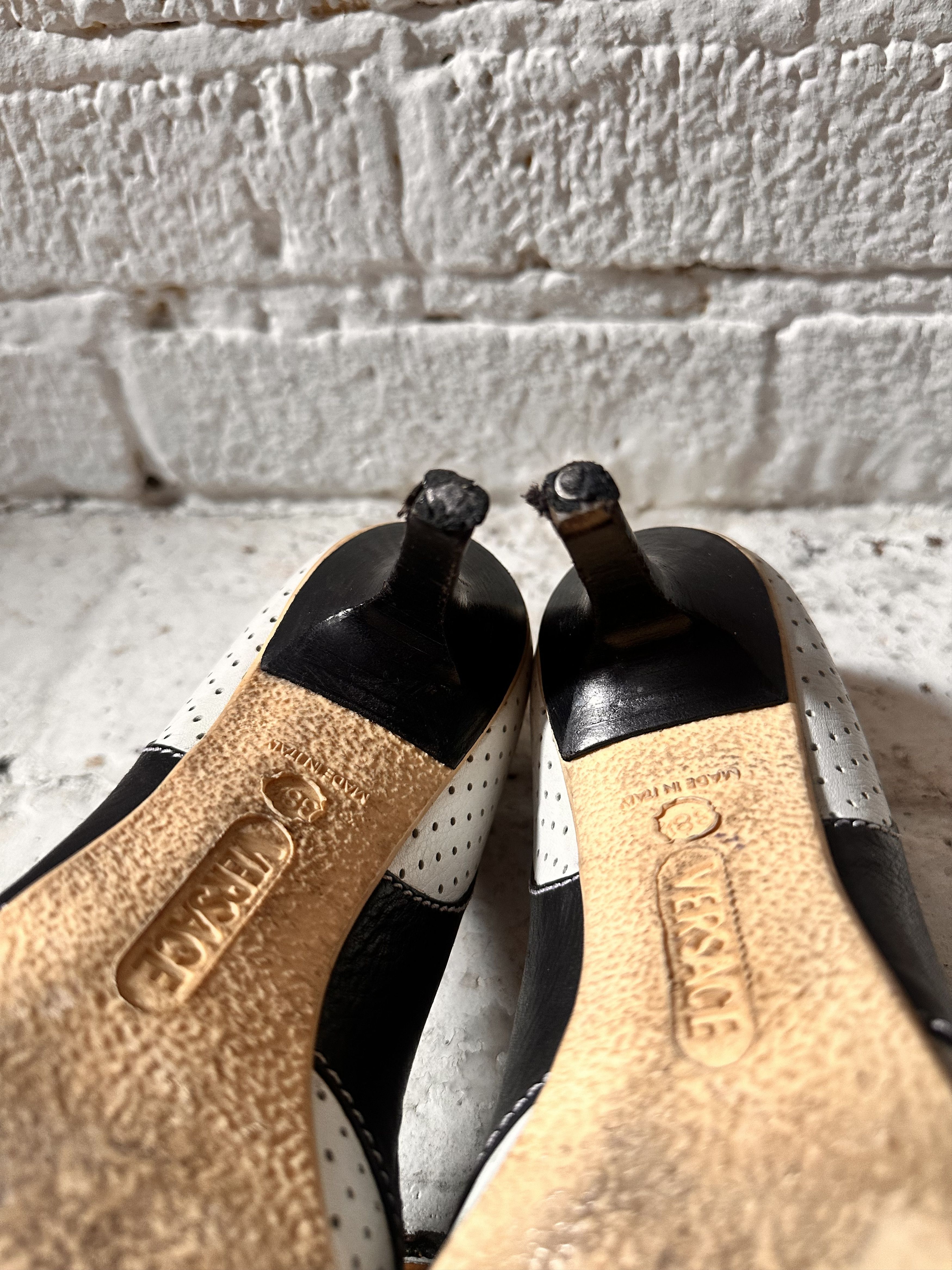Versace VINTAGE GIANNI VERSACE SPORT HEELS_ BLACK/WHITE_ 38.5 Size US 7.5 / IT 37.5 - 10 Thumbnail