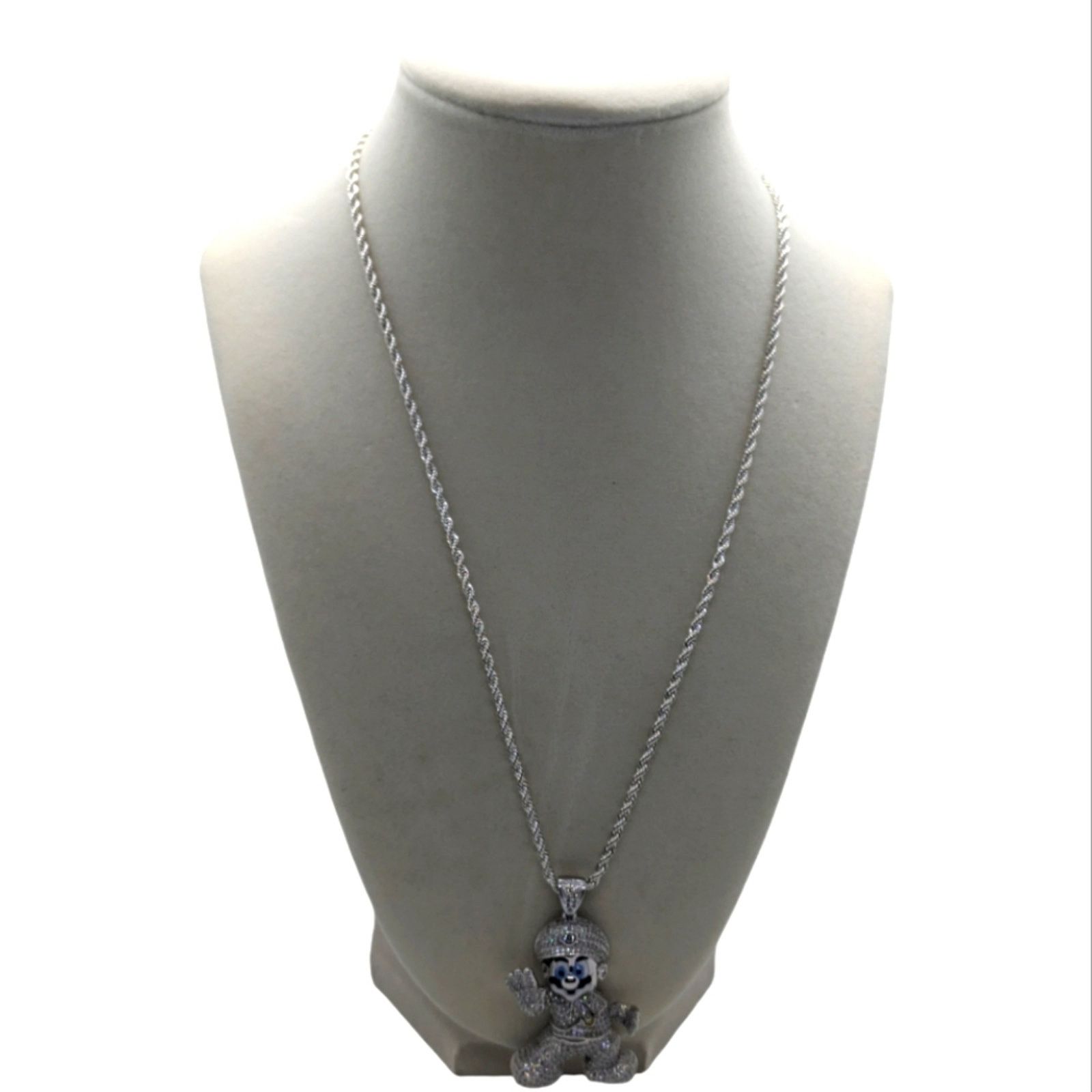 The Unbranded Brand 925 Sterling silver Super Mario Bros Pendant and Necklace Size ONE SIZE - 2 Thumbnail
