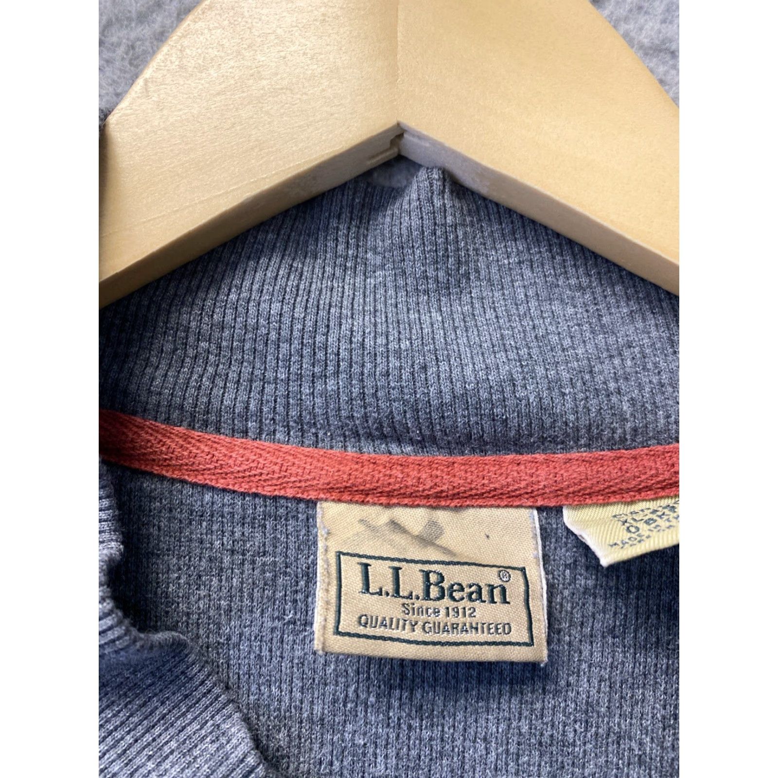 Vintage Vintage L.L. Bean Men’s Henley Shirt Long Sleeve XL Gray Thermal Casual Outdoor Spring Fall Winter Size US XL / EU 56 / 4 - 4 Thumbnail
