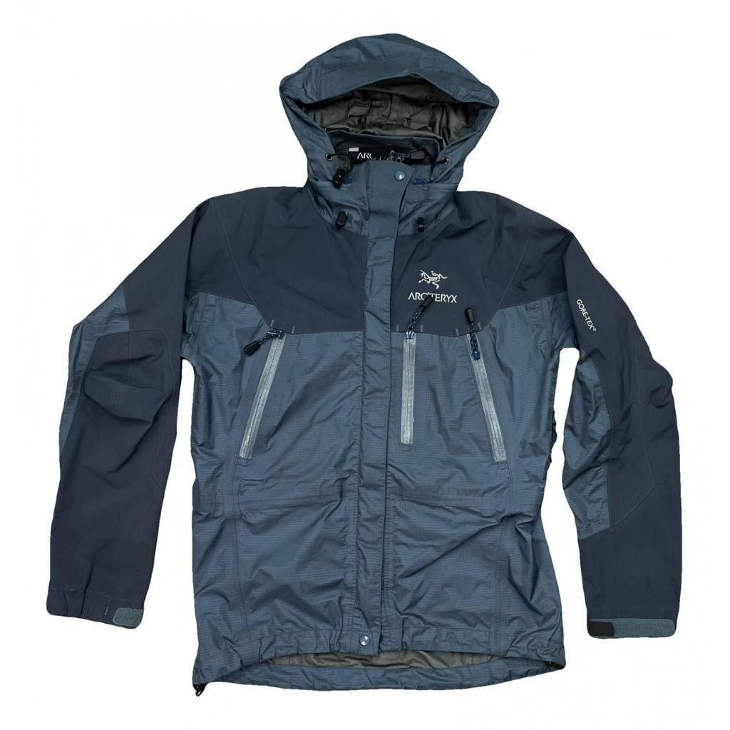 image of Arcteryx Theta Ar Jacket Goretex in Blue, Women's (Size Small)