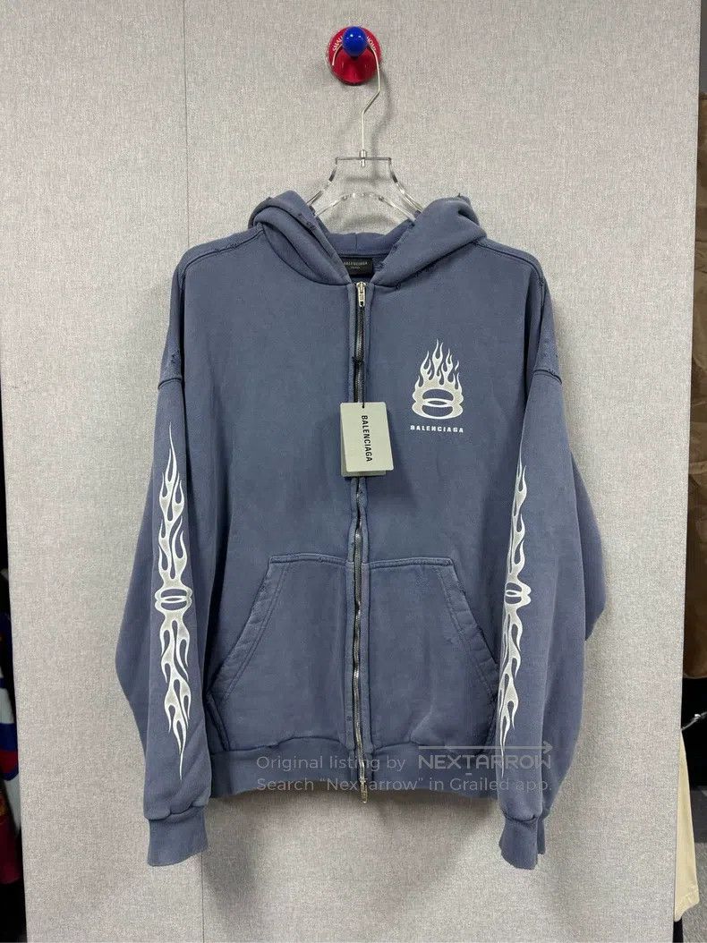 Balenciaga Balenciaga Haze Blue Double Ring Distressed Flame Sweatshi Size US L / EU 52-54 / 3 - 1 Thumbnail