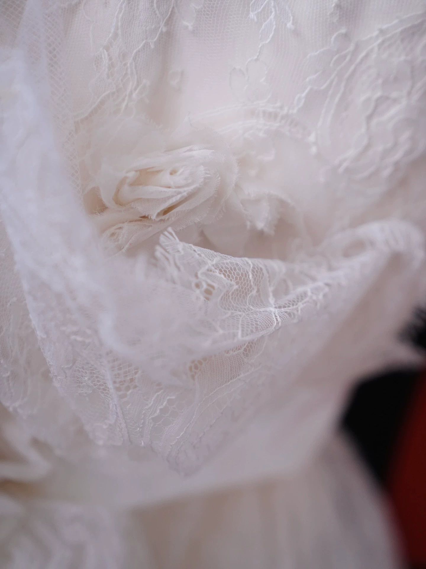 Other Marchesa Women's Strapless Silk White Lace Gown US6 Size M / US 6-8 / IT 42-44 - 3 Thumbnail
