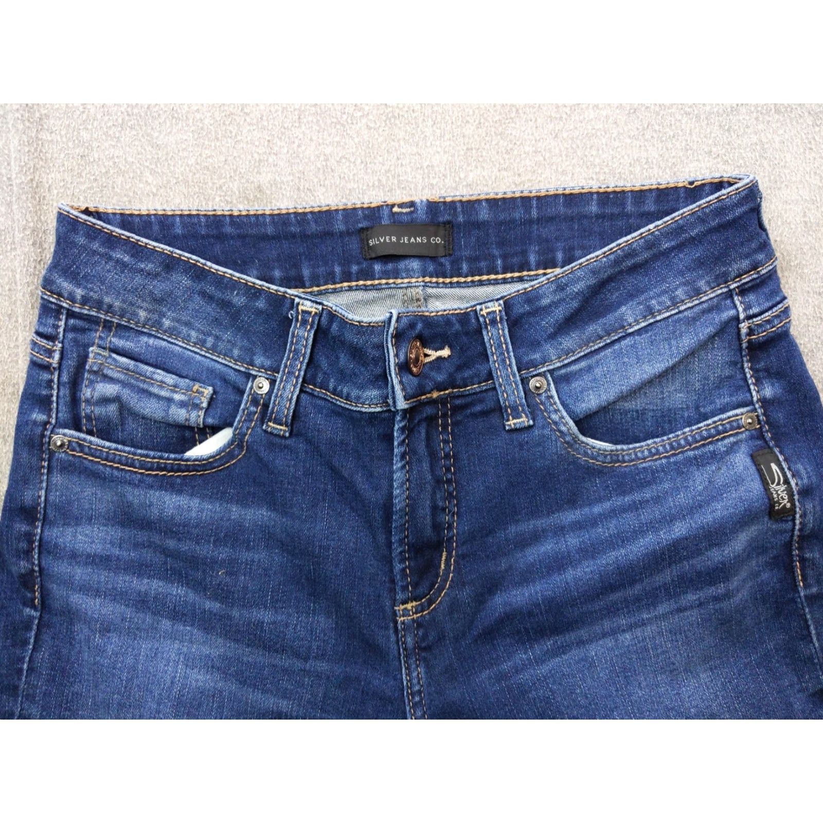 Silver Jeans Co. Silver Jeans Co Avery Straight Jeans Womens 28x30 Blue Mid Rise Stretch Denim Shirt/Pants? Size 28" / US 6 / IT 42 - 4 Thumbnail