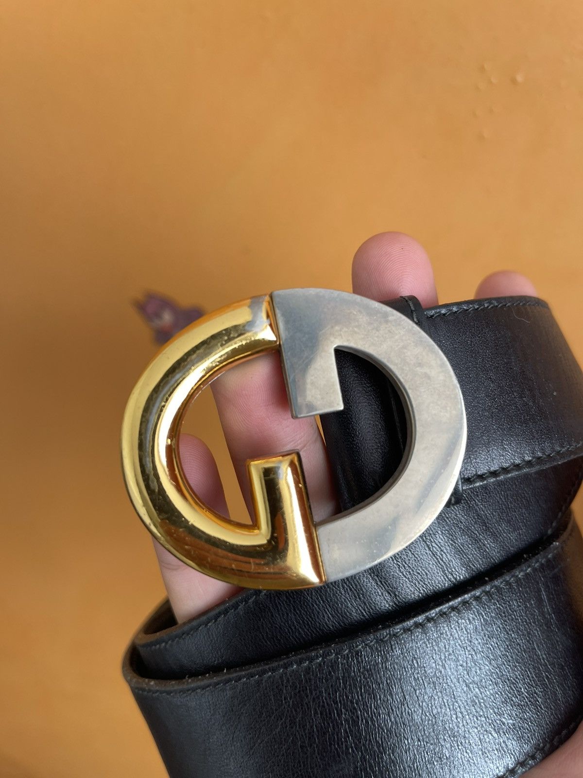 Vintage Gucci GG Gold & Silver Buckle Leather Belt display picture 2