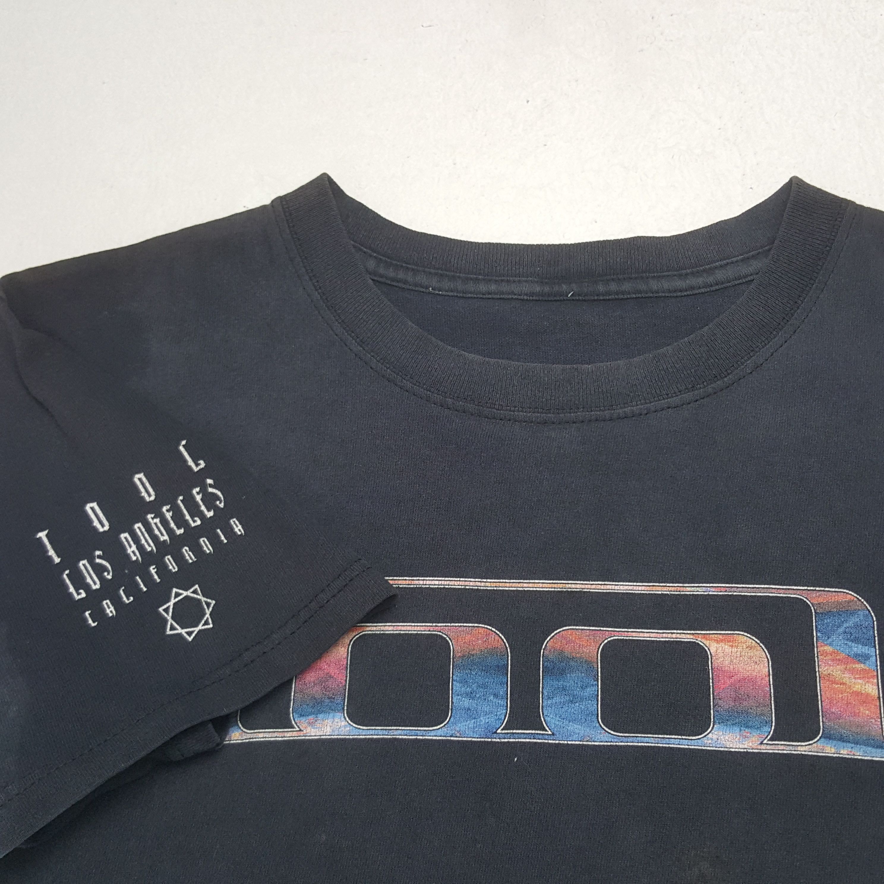 Band Tees Vintage Tool Los Angles California Rock Band Tshirt RR8 Size US M / EU 48-50 / 2 - 5 Thumbnail