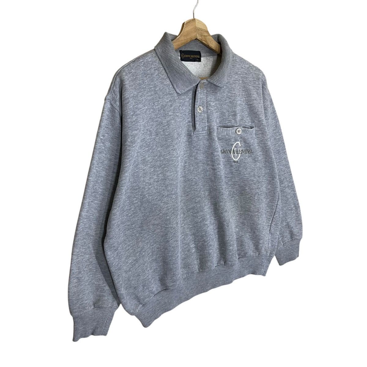Gianni Valentino Gianni Valentino Small Logo Sweatshirt Baggy Size Small Size US S / EU 44-46 / 1 - 2 Thumbnail