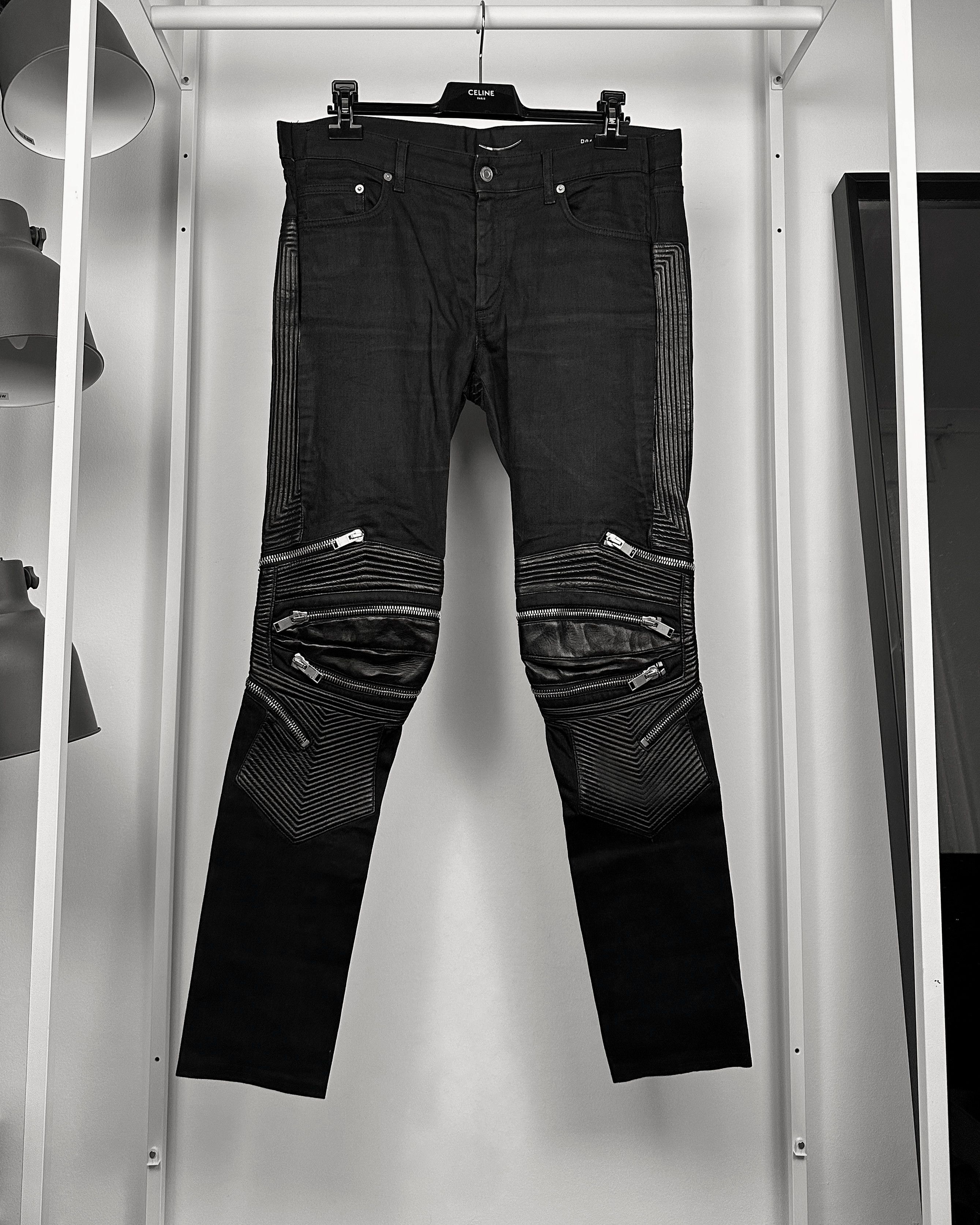 SAINT LAURENT PARIS｜JEANS (807142 Y28EA 4093) Jeans dritti SAINT LAURENT 807142 Y28EA4093 - Ancote