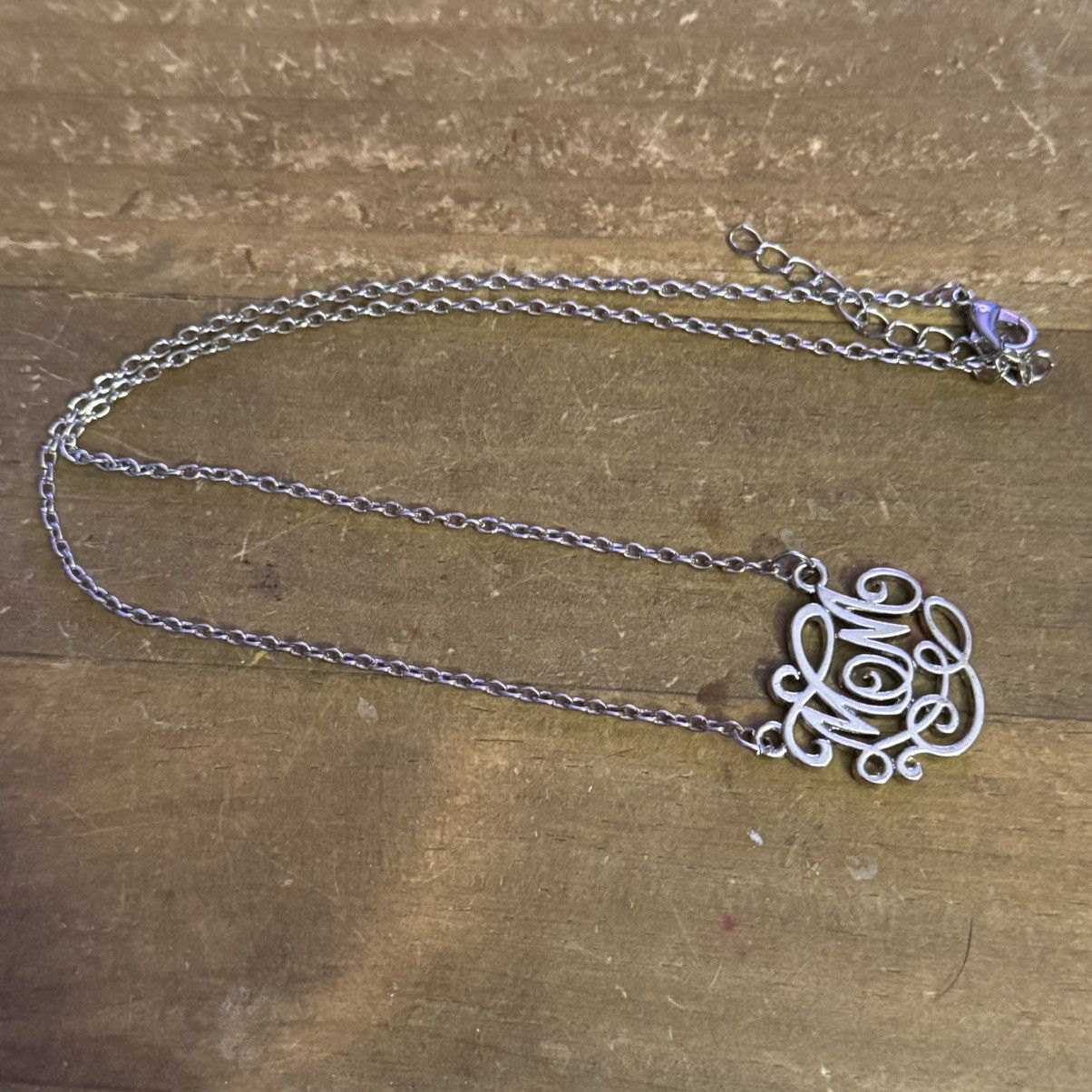 Other Silver tone monogram Mom necklace Size ONE SIZE - 2 Thumbnail