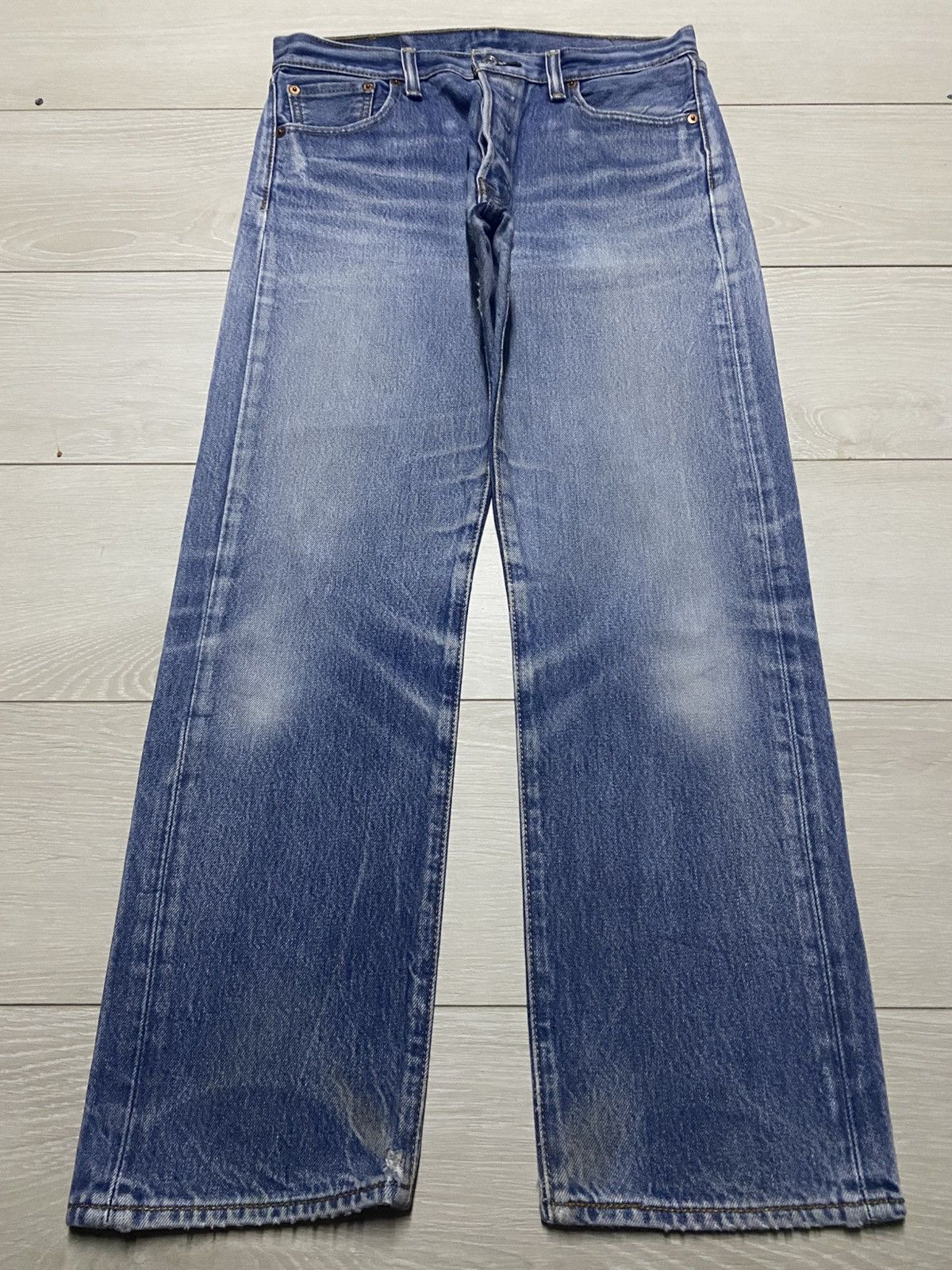 Levi's Vintage Levis 501 ButtonFly Distressed Jeans Size US 31 - 1 Thumbnail