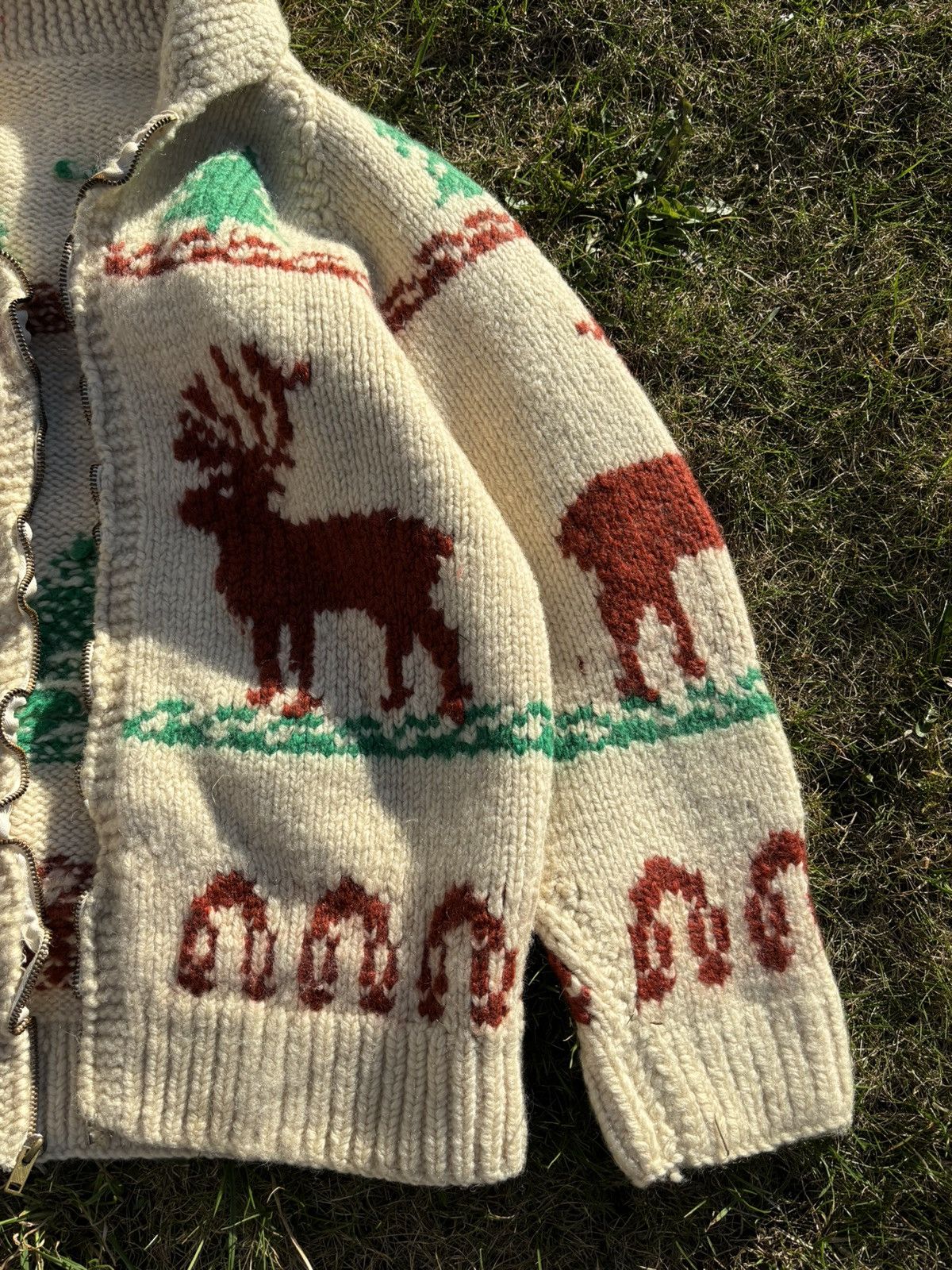 Vintage 1960 Cowichan Cardigan Knit Lightning Zipper Wool Sweater Size US M / EU 48-50 / 2 - 5 Thumbnail