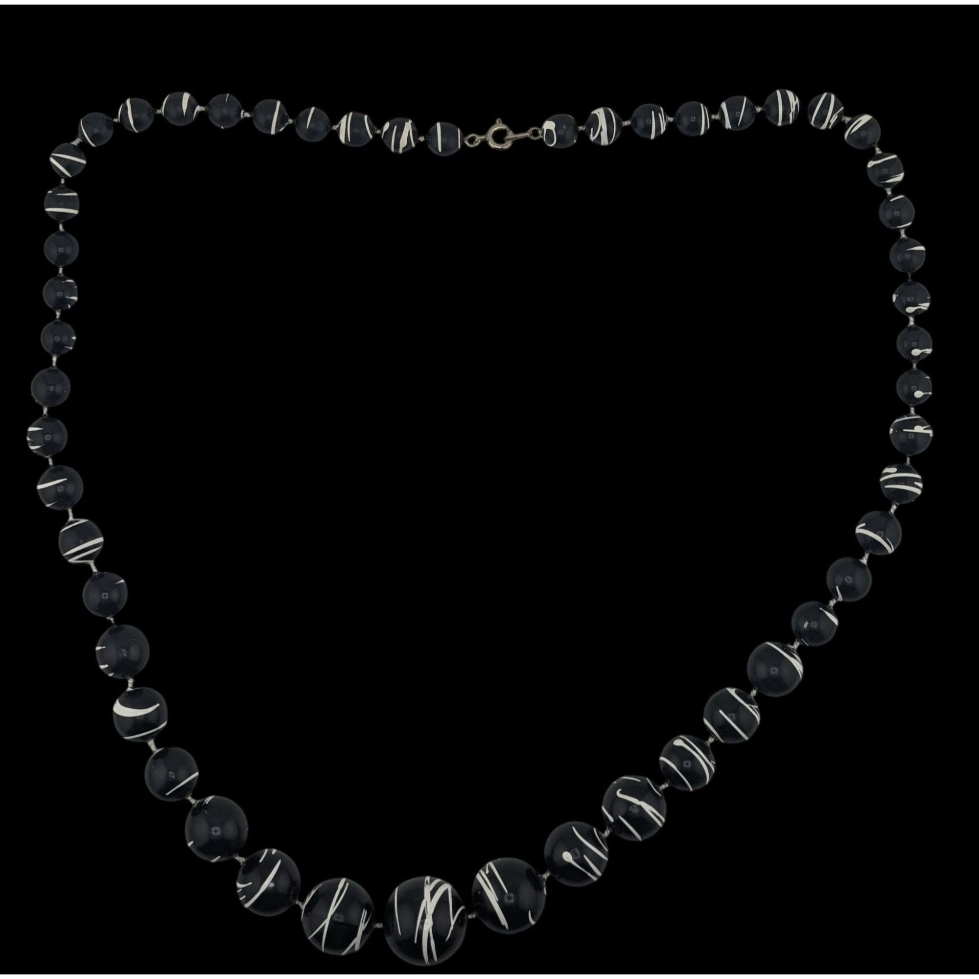 Other Vintage Abstract Black & White Swirl Graduated Bead Necklace Size ONE SIZE - 3 Thumbnail