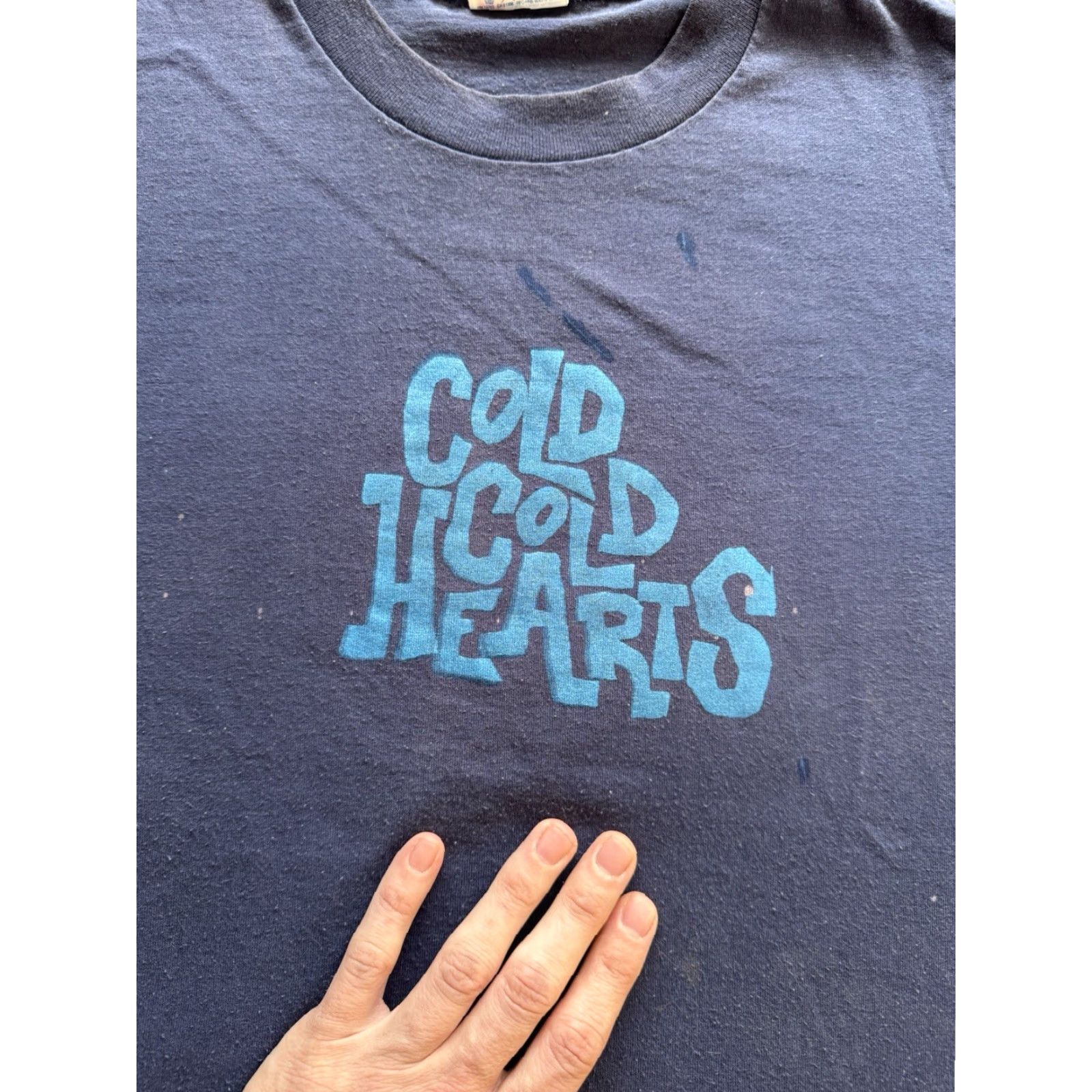 Hanes VINTAGE 1997 Cold Cold Hearts T Shirt Hanes Crew Neck Short Sleeve Blue Cotton 90s Band Punk Rock Logo Graphic Print Men L Mens Size US L / EU 52-54 / 3 - 2 Thumbnail