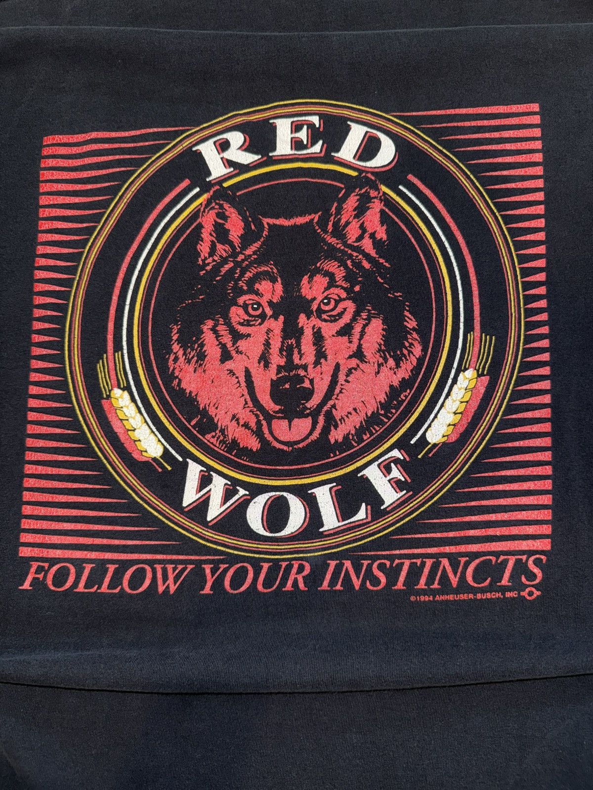 Vintage Vintage Red Wolf T-shirt Size US L / EU 52-54 / 3 - 2 Thumbnail