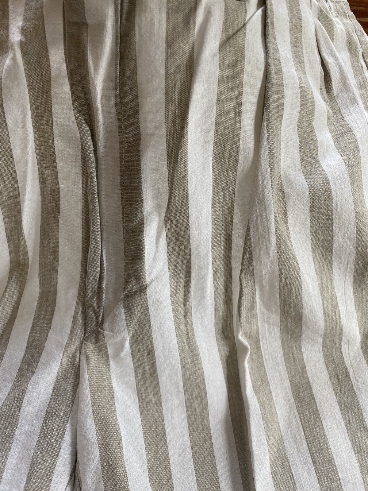 Vintage Vintage 80’s Beige & White Vertical Stripes Pleated Shorts Size US 34 / EU 50 - 5 Thumbnail