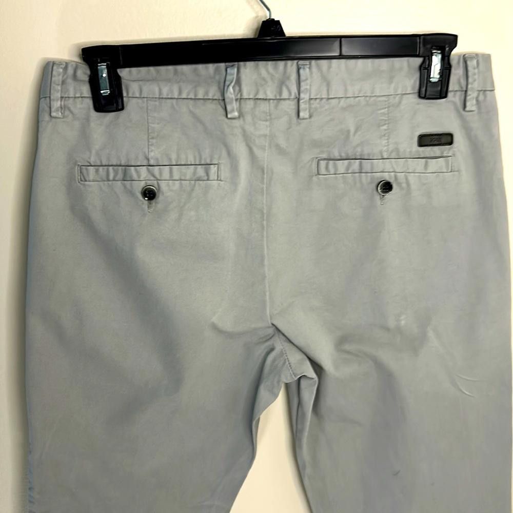 Hugo Boss Hugo Boss - Slim Stretch Chinos - 32R - 97% ctn 3% elastic Size US 32 / EU 48 - 6 Thumbnail