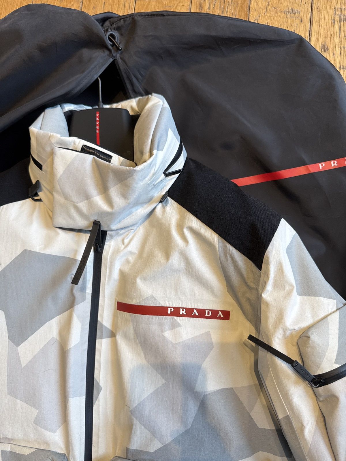 Prada Printed technical fabric ski windbreaker Size US L / EU 52-54 / 3 - 18 Thumbnail