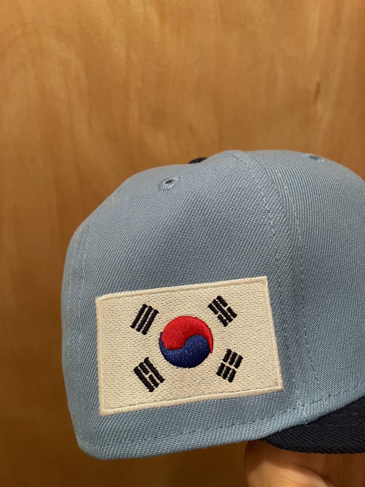 New Era Myfitteds Los Angeles dodgers South Korea flag size 7 1/8 Size ONE SIZE - 3 Thumbnail