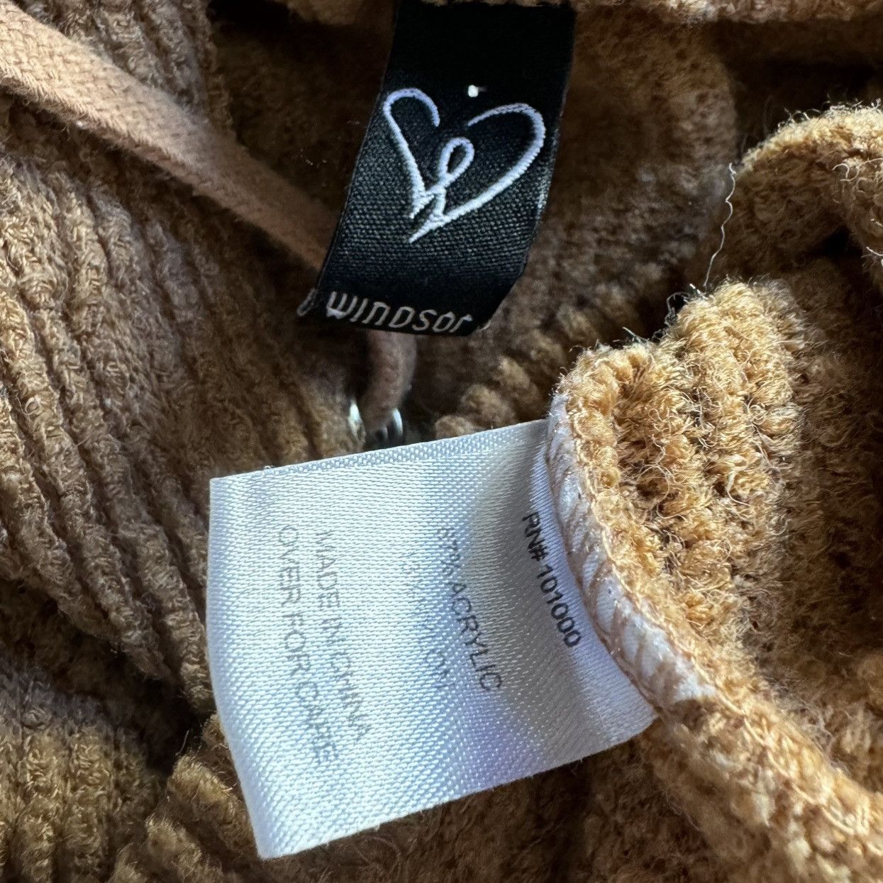 Other Saint Dolly, Beloved, Custom, Khaki Tan, Hooded Knit Sweater Size XS / US 0-2 / IT 36-38 - 7 Thumbnail