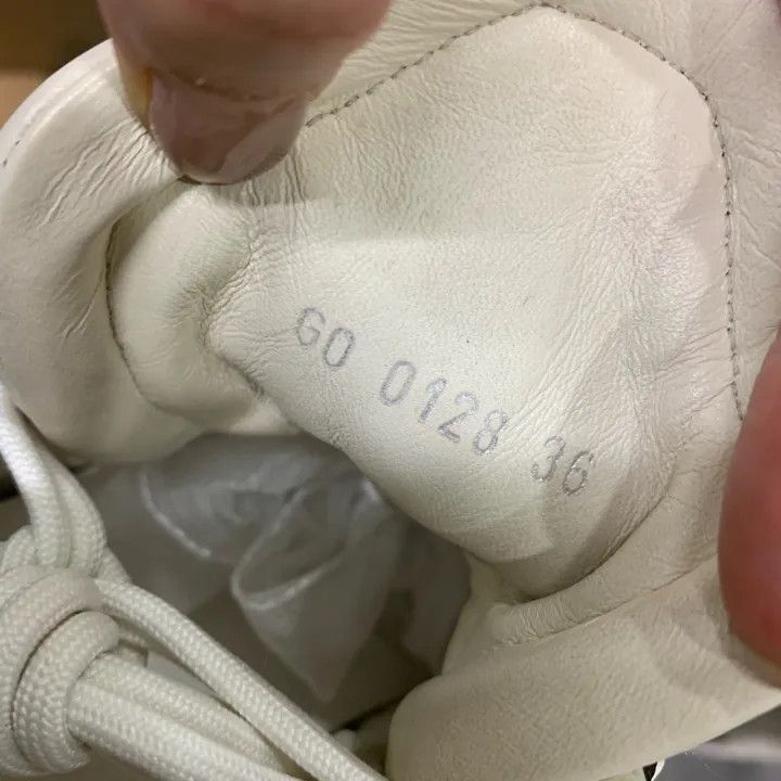 Louis Vuitton Louis Vuitton Casual Athletic Shoes in White and Brown -250 Size US 5.5 / EU 38 - 4 Thumbnail
