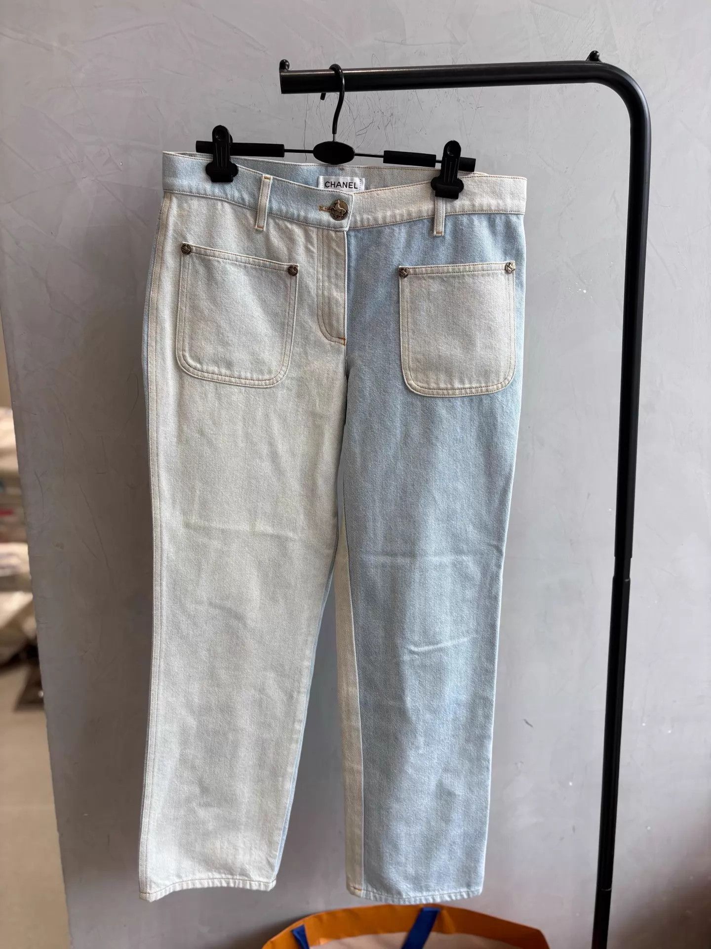 Chanel Chanel colorblocked low-rise deadstock jeans 40 Size 28" / US 6 / IT 42 - 1 Thumbnail