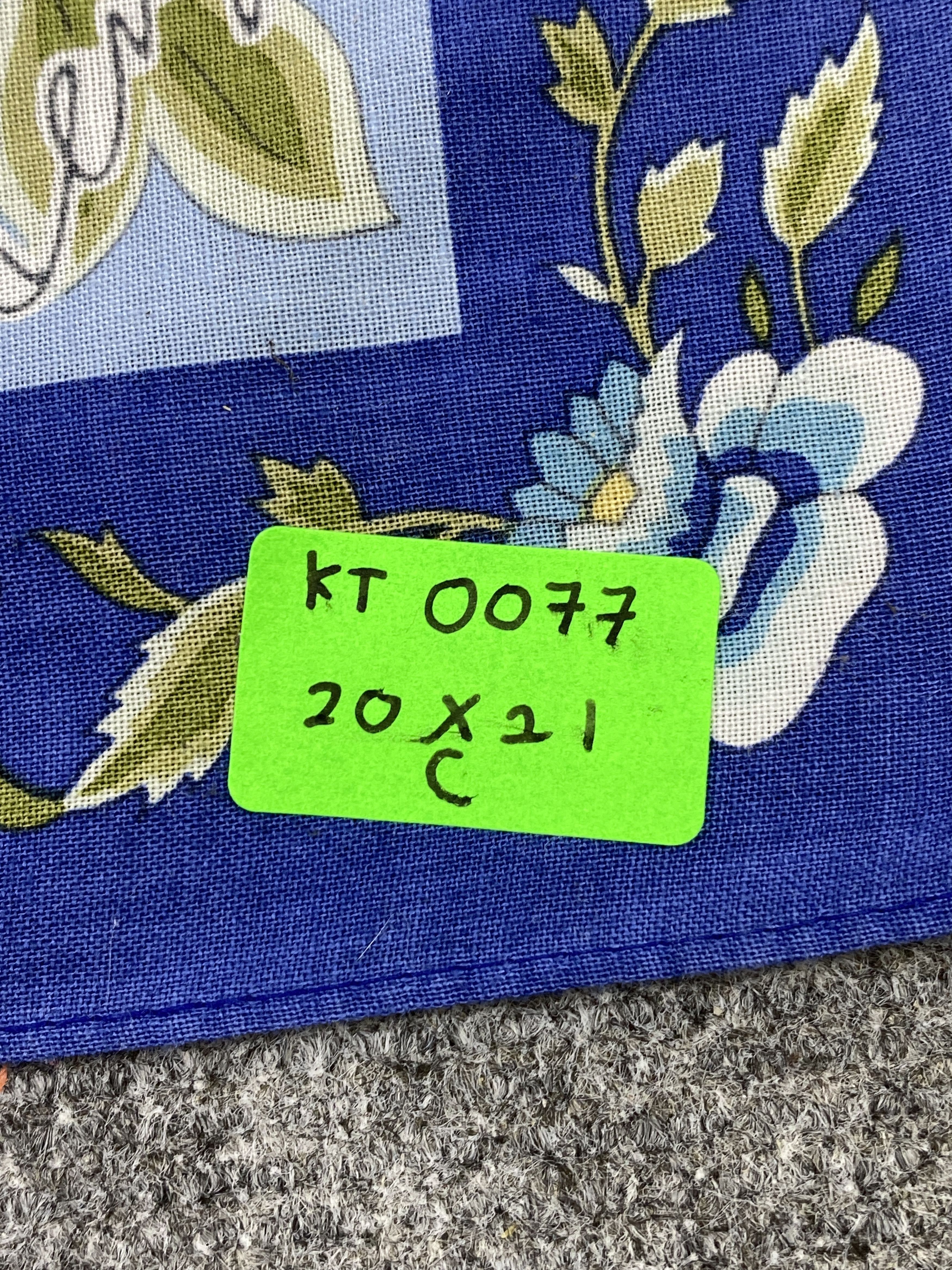 Kenzo Vintage Kenzo Handkerchief / Neckerchief KT0077 Size ONE SIZE - 8 Thumbnail