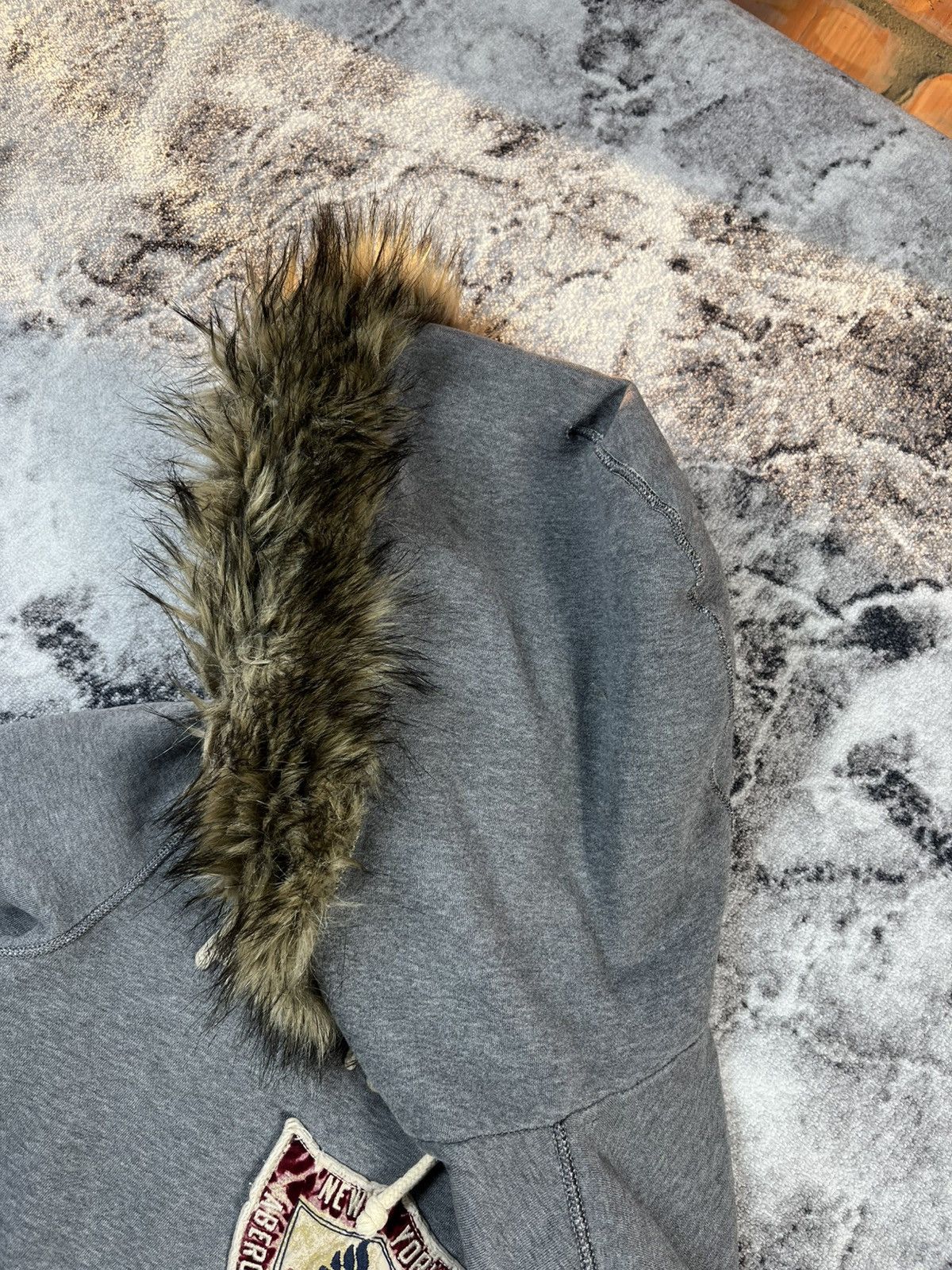 Abercrombie & Fitch Abercrombie & Fitch Fur Hoodie Distressed Y2K XXL Size US XXL / EU 58 / 5 - 10 Thumbnail