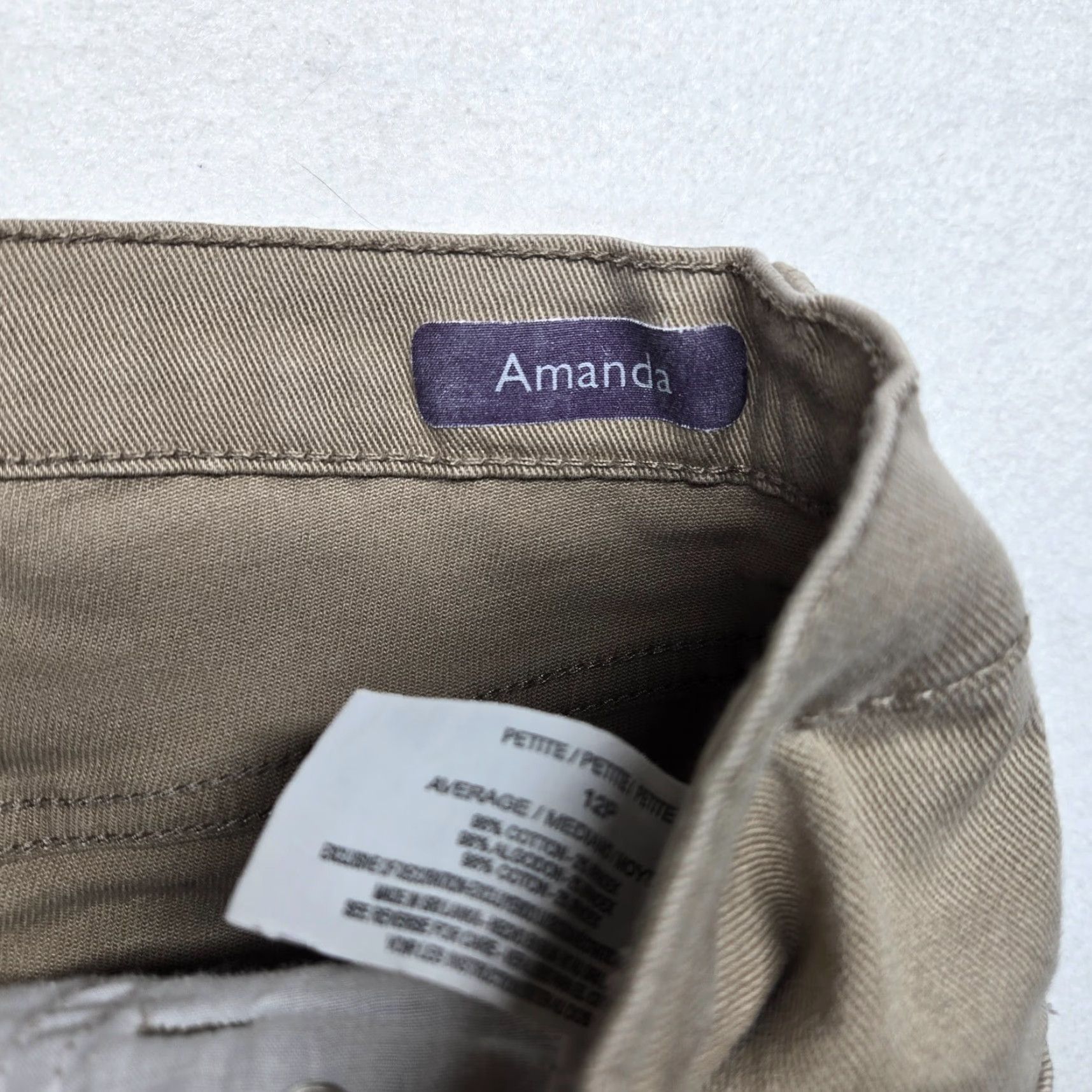 Gloria Vanderbilt Gloria Vanderbilt Women’s Stretch Twill Beige Khakis Pants 12P Petite Tan Beige Stretch Pockets Womens Size 34" / US 12 / IT 48 - 4 Thumbnail