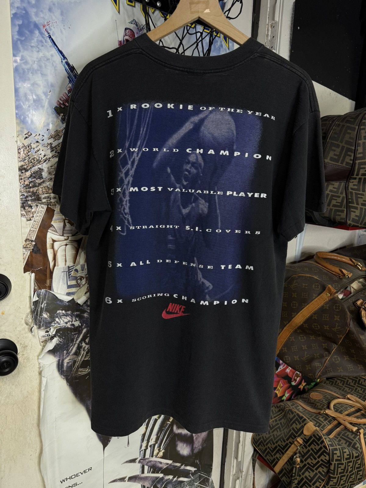 Vintage Vintage 90’s Michael Jordan Nike T-Shirt Vtg Adult Large Size US L / EU 52-54 / 3 - 2 Thumbnail