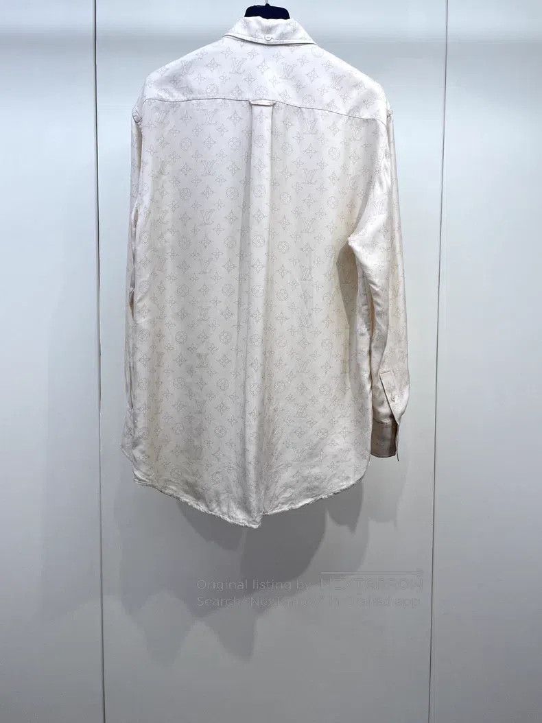 Louis Vuitton Louis Vuitton Classic Old Pattern Silk Shirt Size XS / US 0-2 / IT 36-38 - 2 Thumbnail