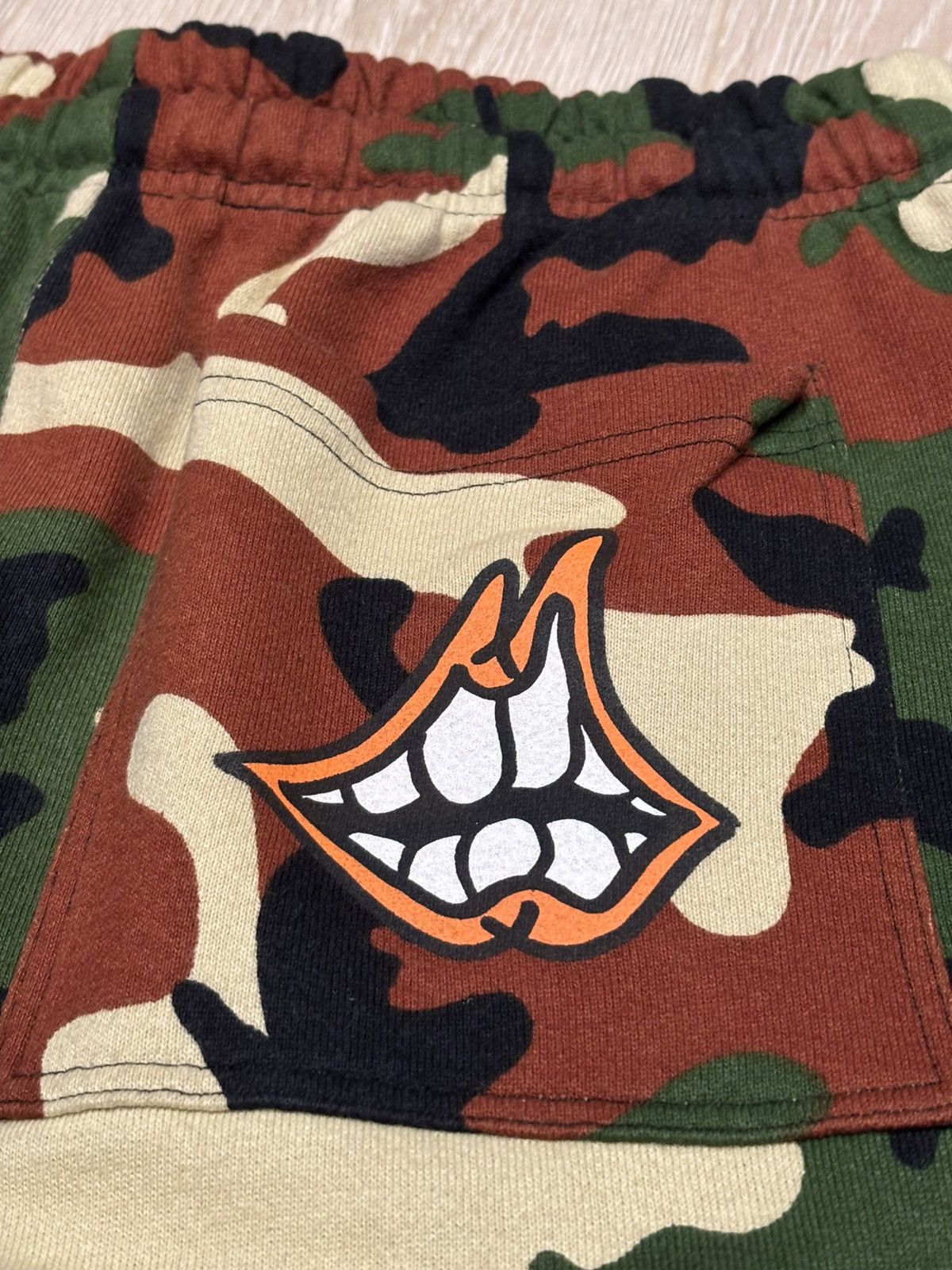 Chrome Hearts Chrome Hearts Matty Boy Camo Caution Sweatpants Size US 36 / EU 52 - 8 Thumbnail