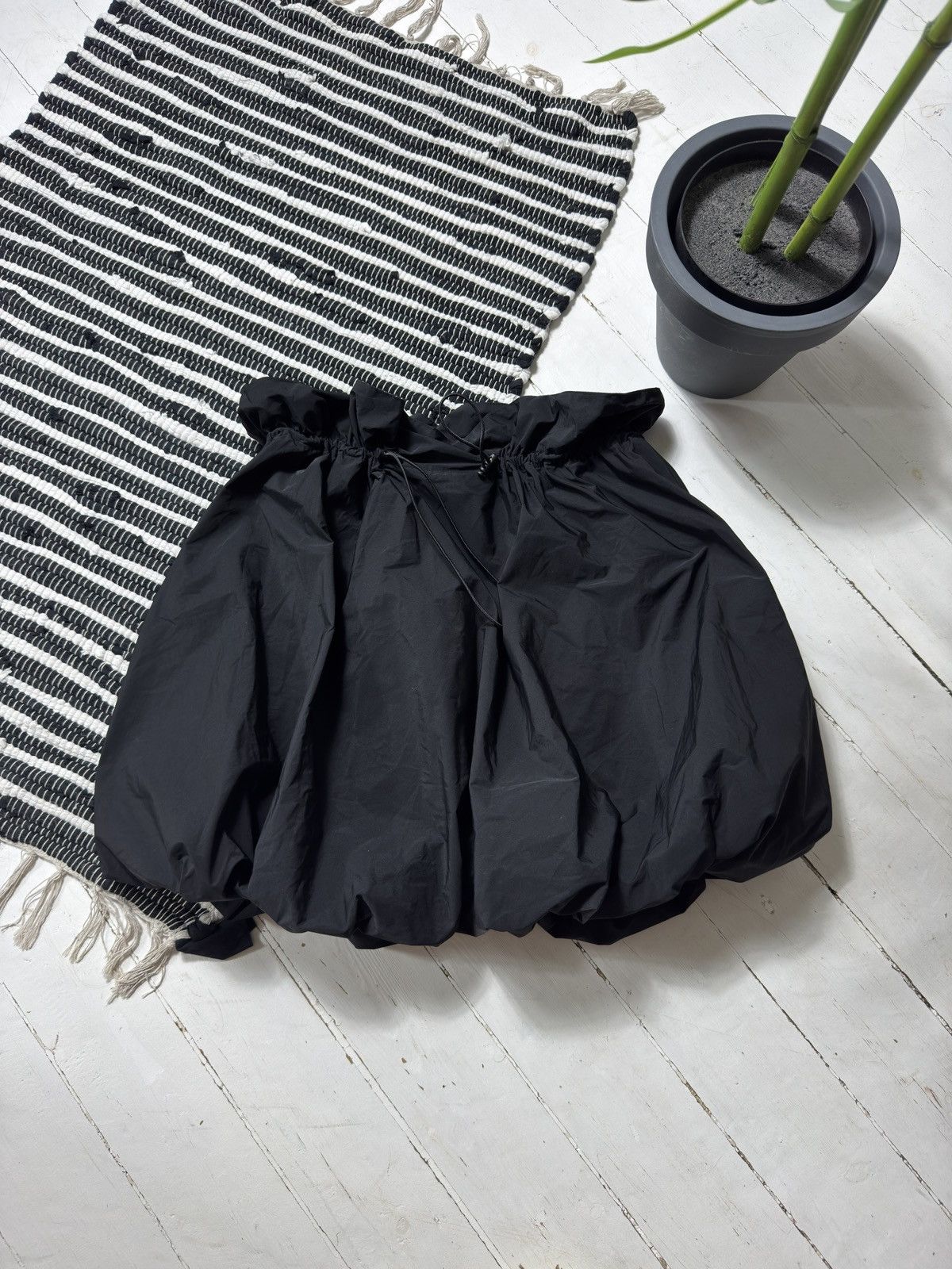 AVANT GARDE BALLOON GORPCORE STYLE NYLON MINI SKIRT