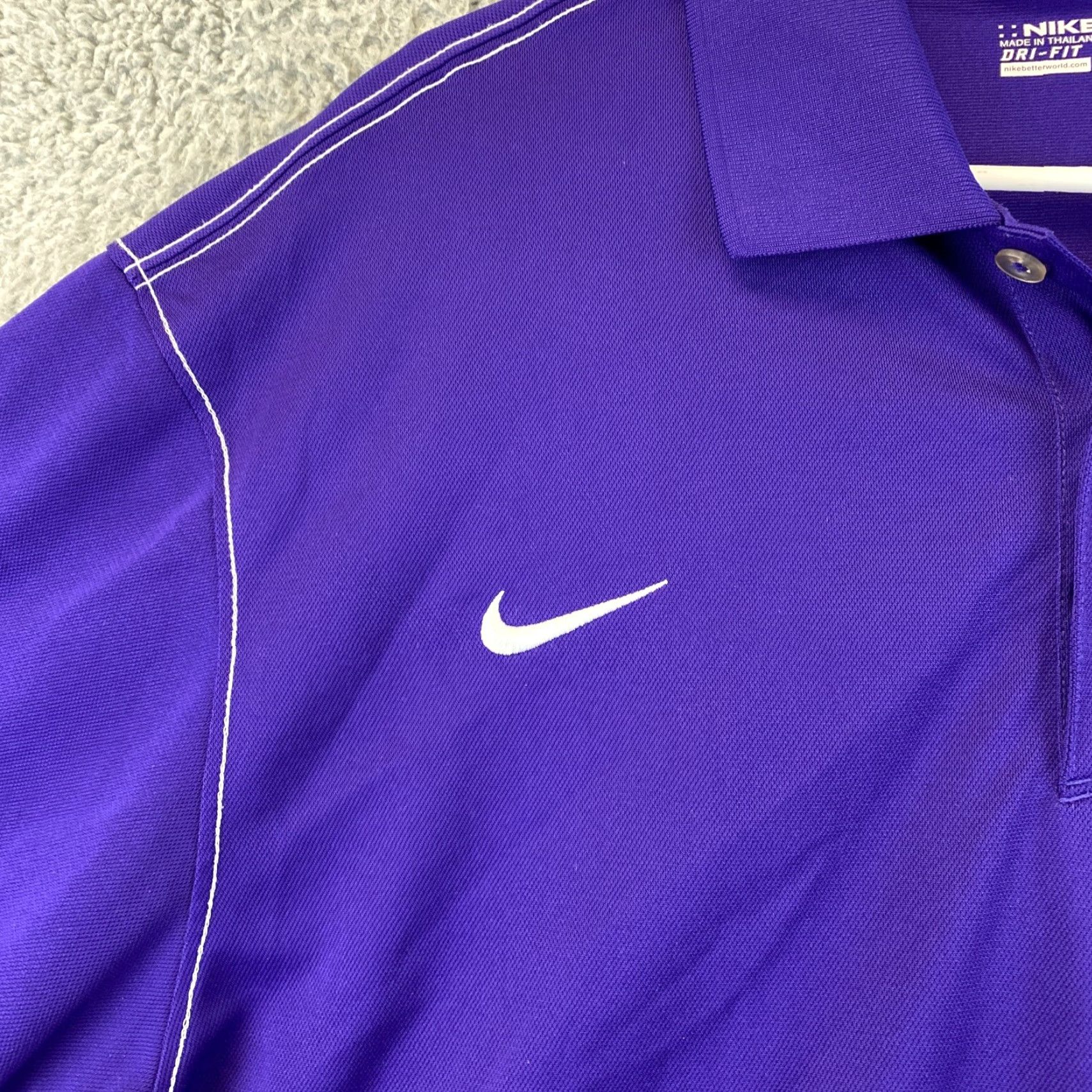 Nike NIKE DRI-FIT GOLF POLO SHIRT Mens XL Purple Short Sleeve Regular Fit Size US XL / EU 56 / 4 - 3 Thumbnail
