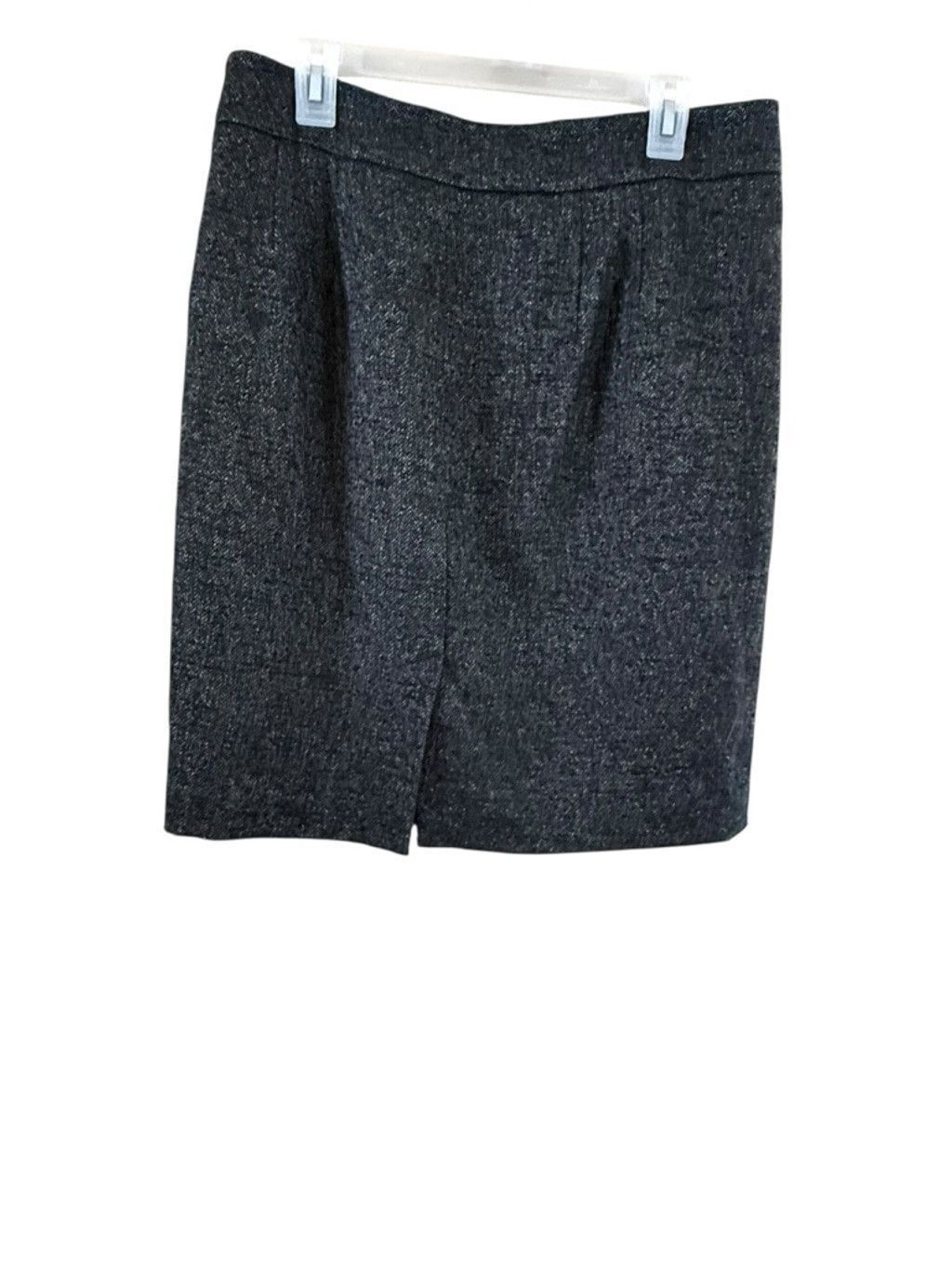 Ann Taylor Women's Ann Taylor Gray & Black Herringbone Skirt Size 12 Size 34" / US 12 / IT 48 - 3 Thumbnail