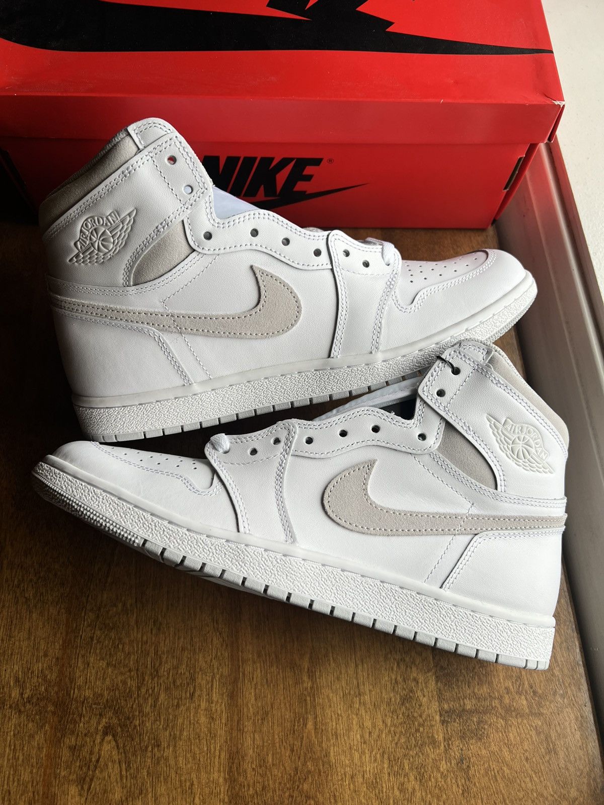 Nike Air Jordan 1 High '85 Neutral Grey