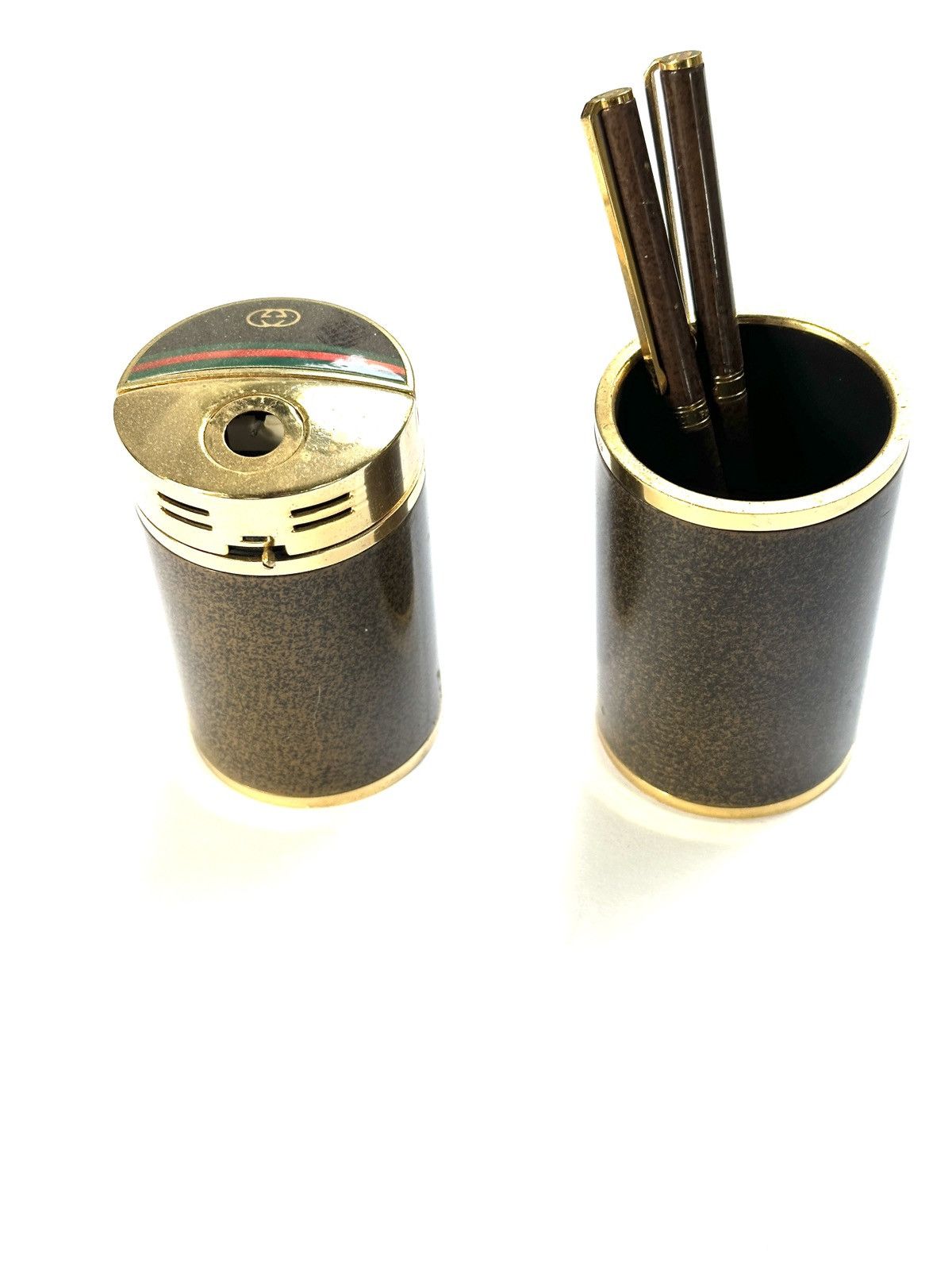 Gucci Vintage GUCCI Lighter, 2 Pens, and Pen Holder Set Size ONE SIZE - 1 Thumbnail