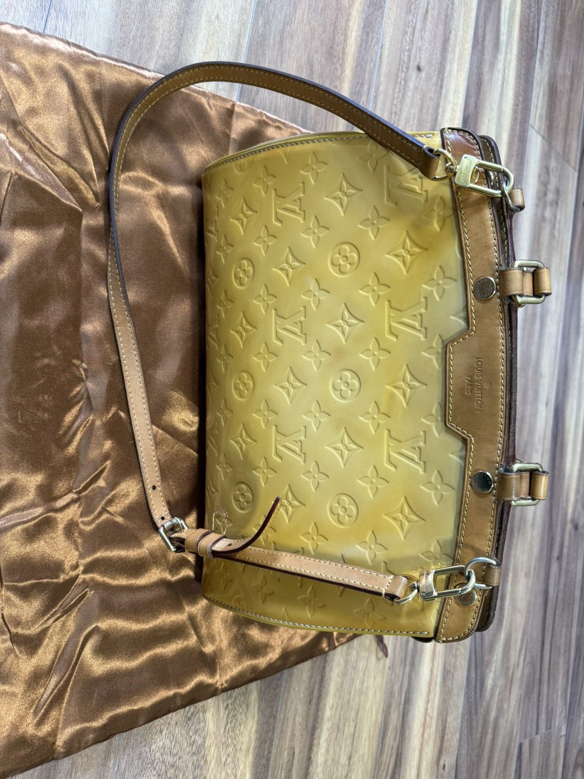 Louis Vuitton × Vintage Louis Vuitton Vernis Brea PM Size ONE SIZE - 1 Thumbnail