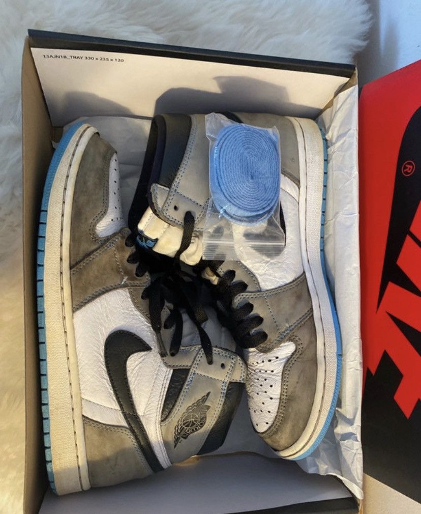 Nike Air Jordan 1 High OG White/ University Blue-Black Size US 10 / EU 43 - 6 Thumbnail