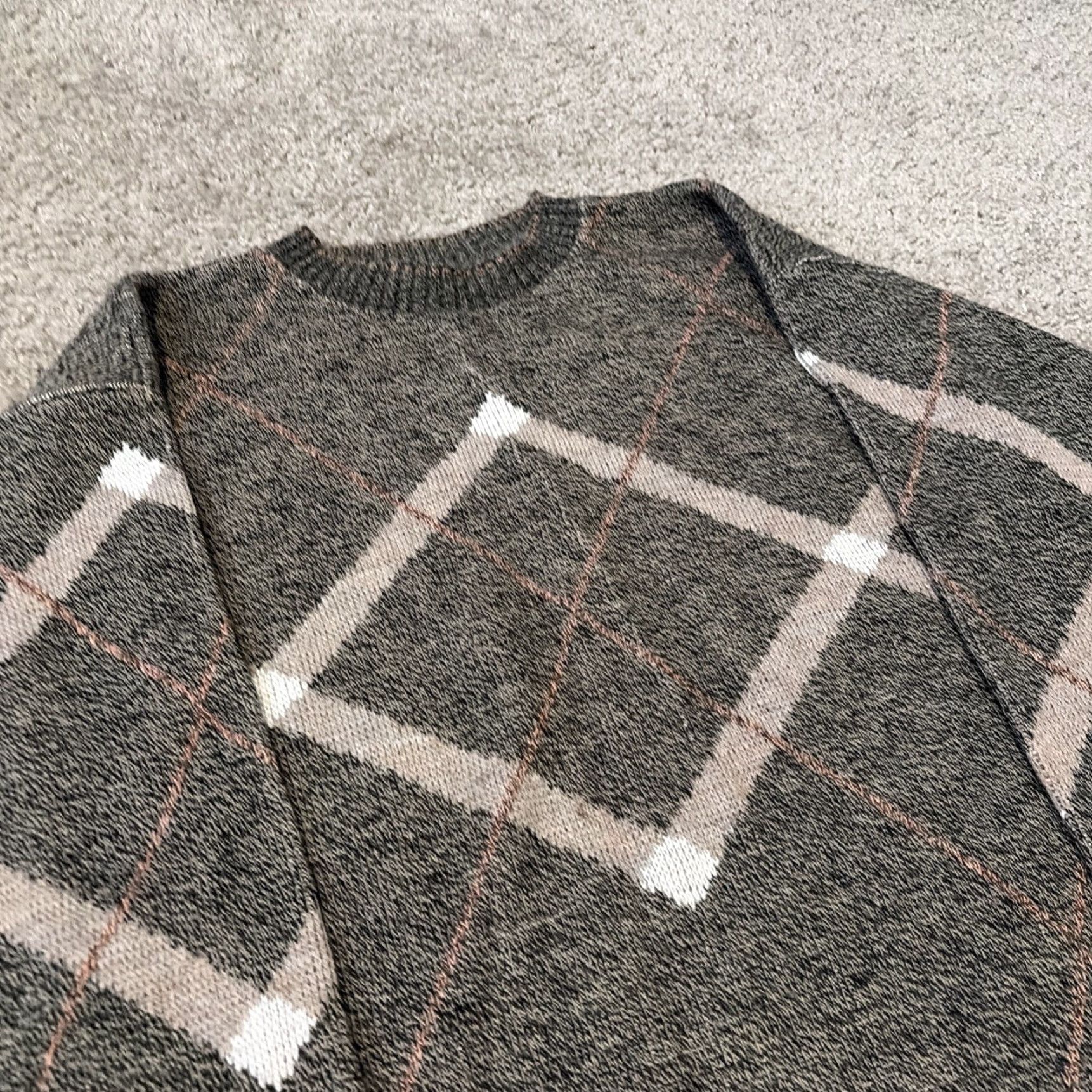 Vintage VINTAGE Regatta Sport Acrylic Knit Argyle Grey Sweater L Mens Size US L / EU 52-54 / 3 - 3 Thumbnail
