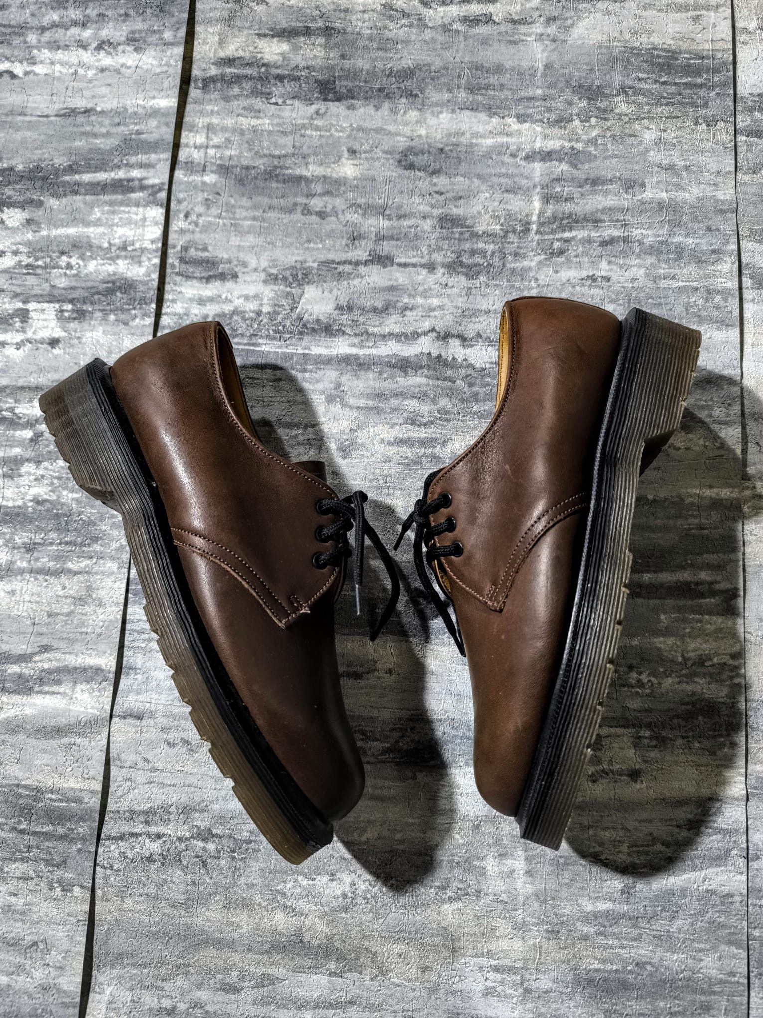 Dr. Martens vintage dr martens 1461 made in england brown leather shoes Size US 7 / IT 37 - 2 Thumbnail