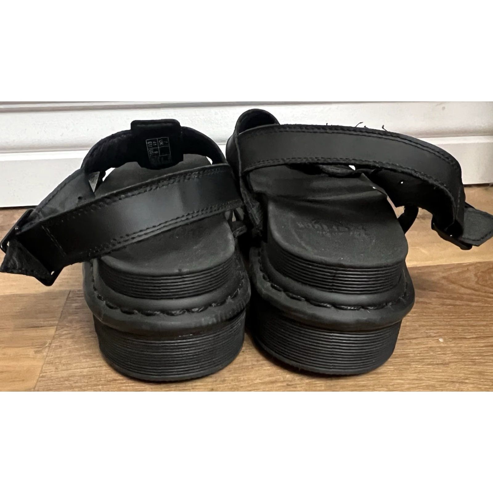 Dr. Martens Dr. Martens Yelena Hydro Leather Sandal Women Black Strappy Buckle 9 41 Casual Spring Summer Vintage No Size US 7 / IT 37 - 7 Thumbnail