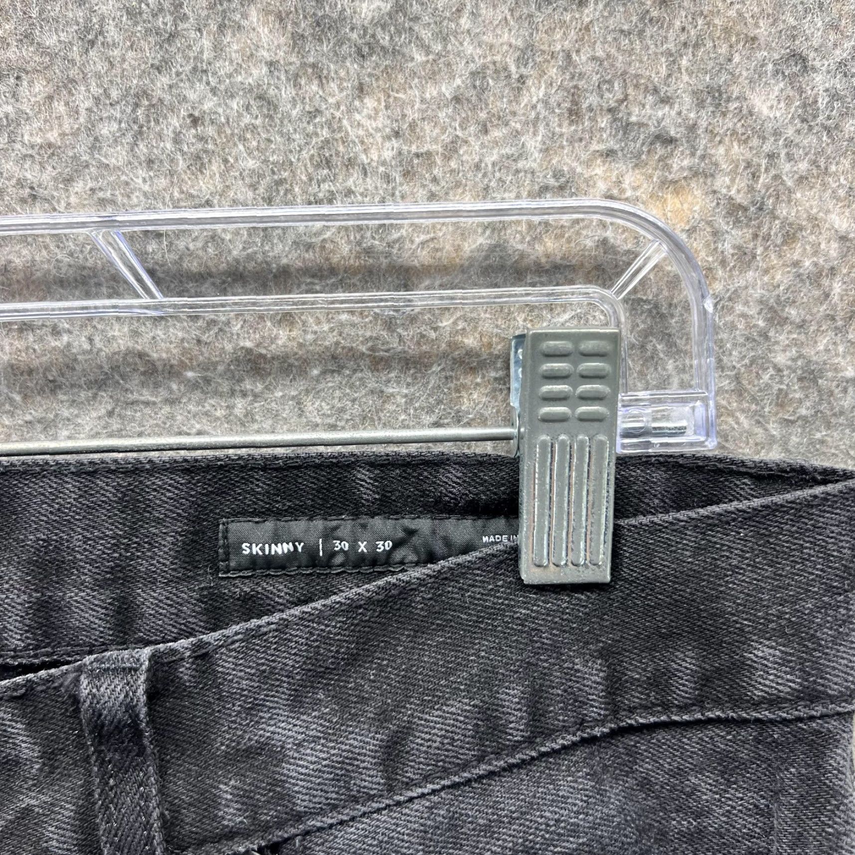 Pacsun Pacsun Jeans Men 30x30 Black Denim Skinny Fit Regular Rise Mid 30 Inseam Cotton Denim Button Pockets Brand PacSun Size US 30 / EU 46 - 6 Thumbnail