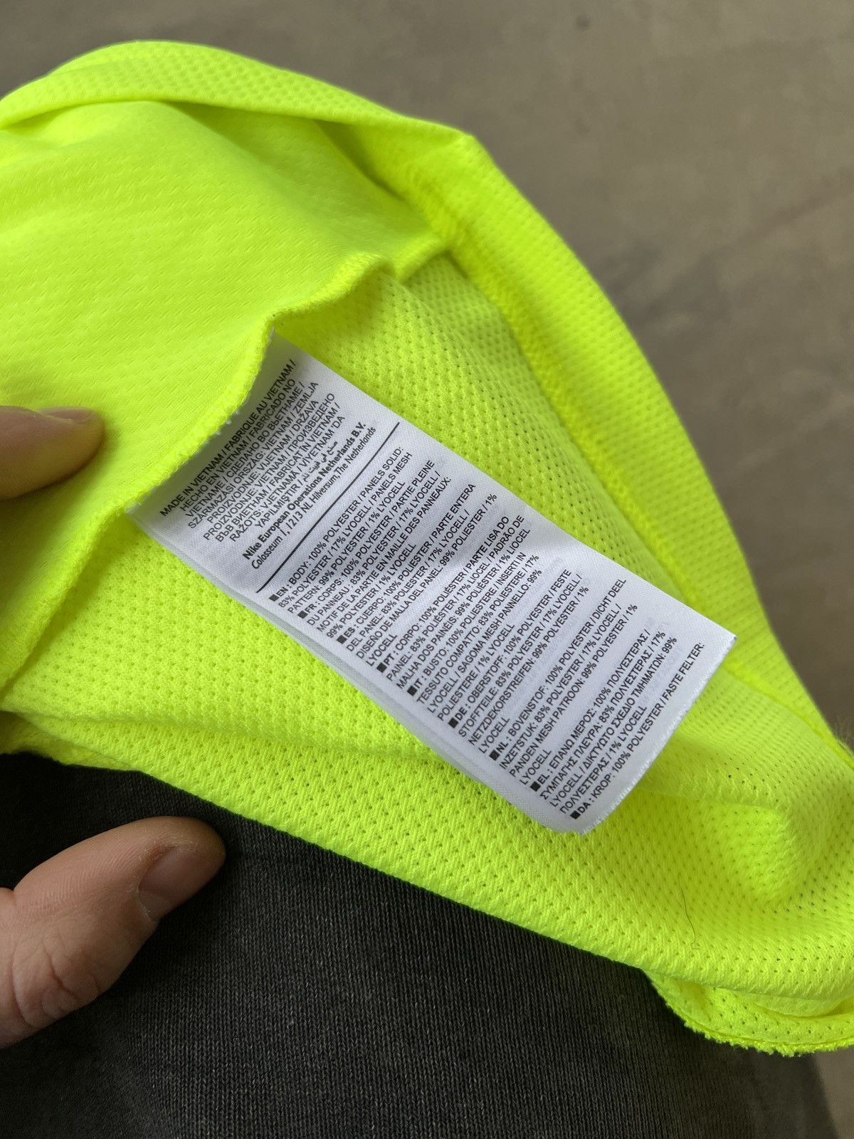 Nike Nike Pro Running Tee Size US L / EU 52-54 / 3 - 4 Thumbnail