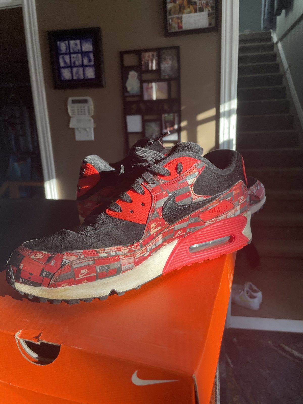 Nike Nike Air Max 90 ‘we love Nike’ Size US 11.5 / EU 44-45 - 5 Thumbnail