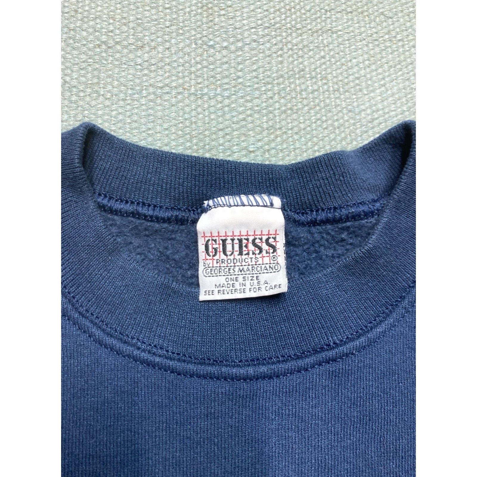 Guess VINTAGE 90s GUES SLOGO CREWNECK SWEATSHIRT BLUE NAVY XL MEN Logo Pullover Stained Made in USA Size US XL / EU 56 / 4 - 5 Thumbnail