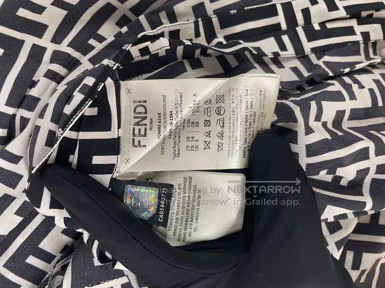 Fendi Fendi Skirt Size 25" / US 0 / IT 36 - 4 Thumbnail