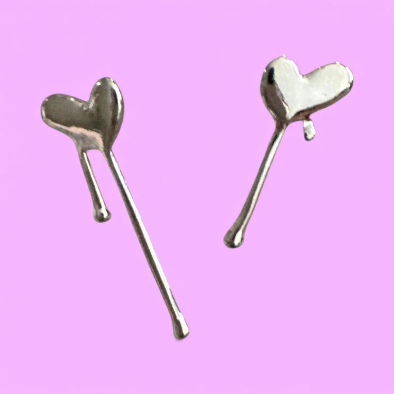 Other Silver Drip Heart Stud Earrings (Brand New) Size ONE SIZE - 1 Preview