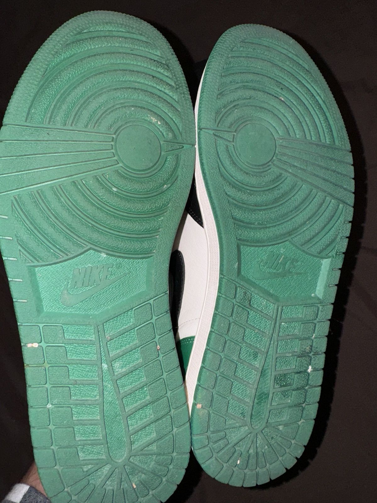 Nike Air Jordan 1 Retro High OG Pine Green/ Black sail Size US 9.5 / EU 42-43 - 8 Thumbnail
