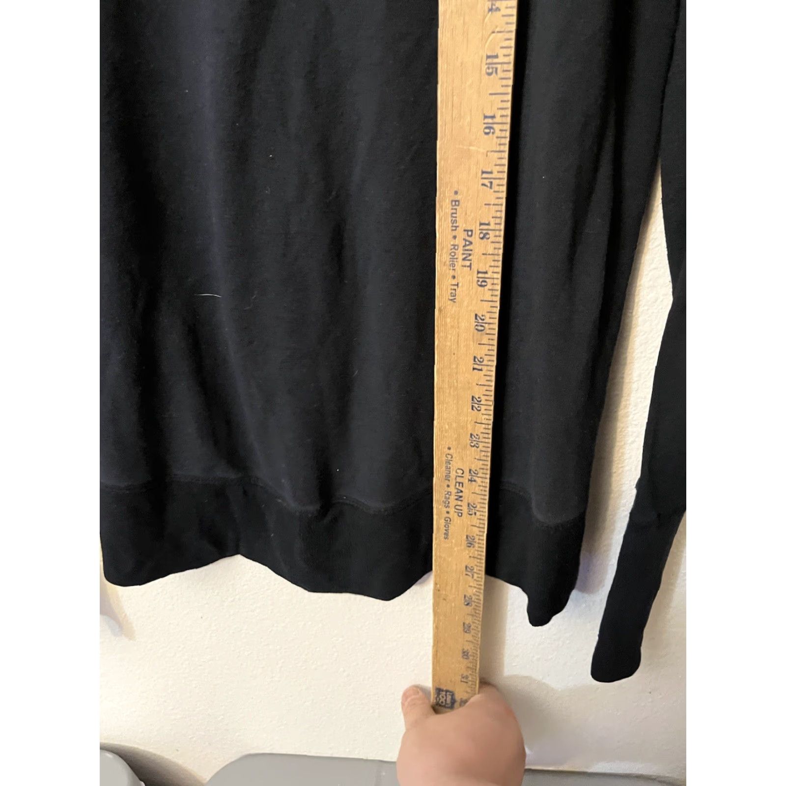 Athleta Athleta Sweatshirt Women Size Small Black Modal Blend Pullover Knit Raglan Sleeve Solid Logo Round Neck Short Description? Size S / US 4 / IT 40 - 5 Thumbnail