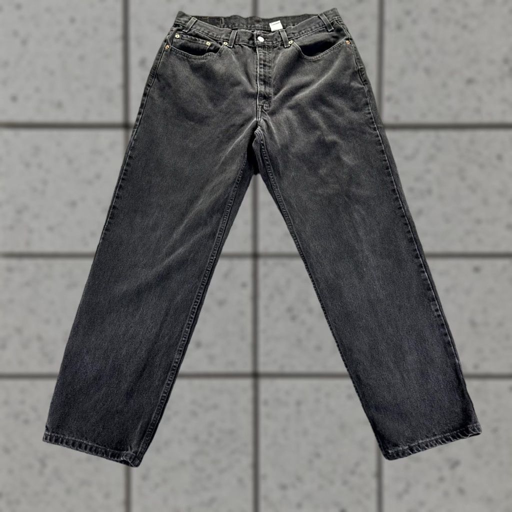 VINTAGE Levi's 550 Jeans Mens 38x32 Black Denim Relaxed Baggy Workwear